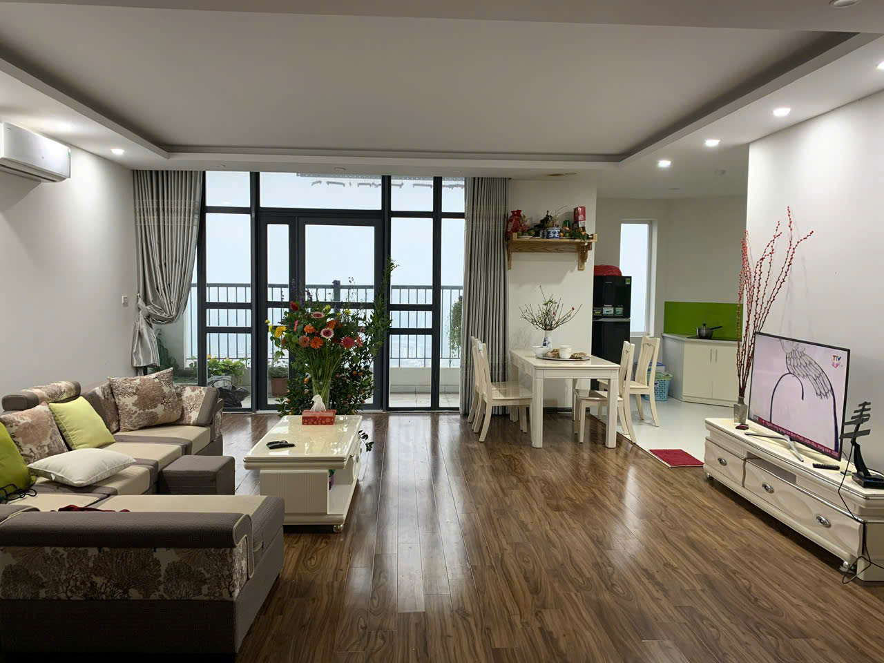 CHO THUÊ CĂN HỘ 160M2 - CHUNG CƯ CT12 - KĐT VĂN PHÚ - HÀ ĐÔNG - 15 TRIỆU/THÁNG