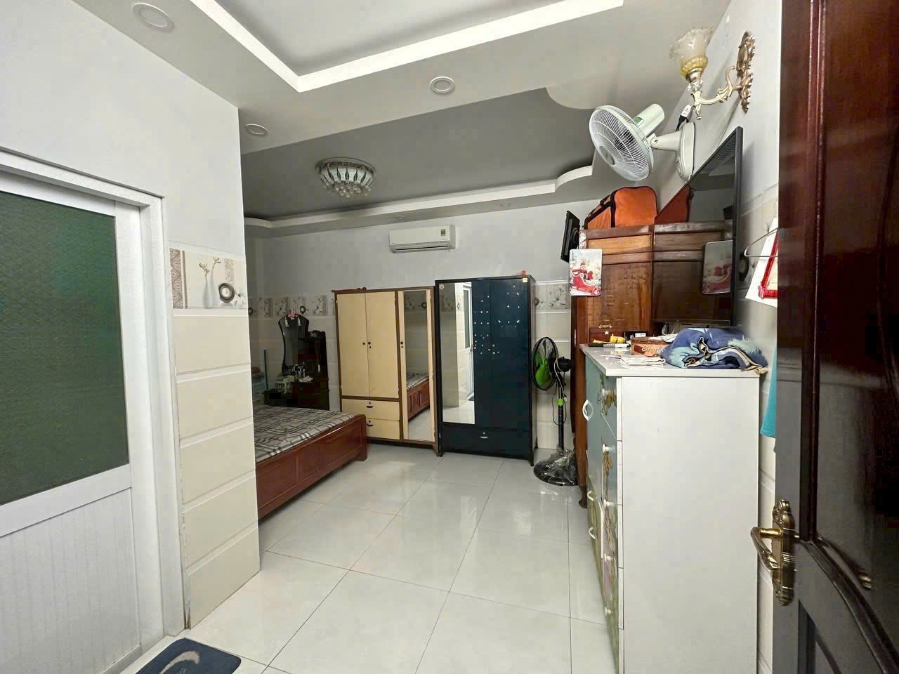 Biệt thự mini xã Tân Thạnh Đông , Củ Chi dt 275m2 2 mặt tiền 3pn 4wc giá 6,5 tỷ