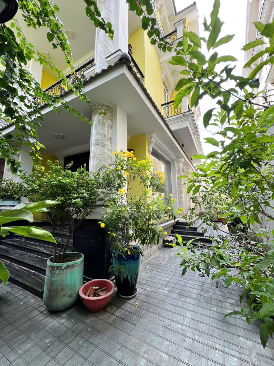 Mặt Tiền Đặng Thùy Trâm, P13, Bình Thạnh: DT 15x16m, Giá 33 Tỷ. Liên Hệ Chính Chủ: 0911160692 Ngô Tú. Vị Trí Đẹp, Đầu