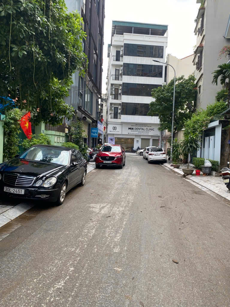 Hót Em có căn chung cư 37m, 2 ngủ, 1 bếp, vệ sinh, thang máy vù vù! Ban công thoáng! Full đồ!