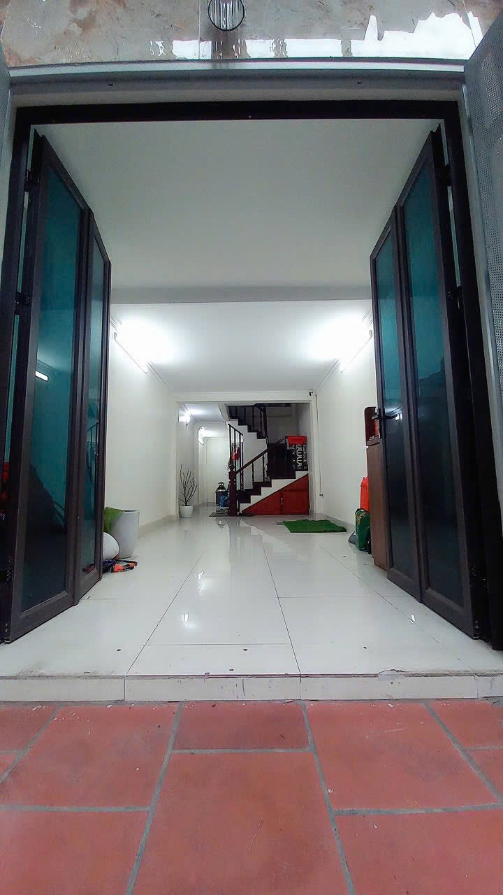 Cho thuê mặt bằng tầng 1 phường Phúc Xá, quận Ba Đình, Hà Nội GIÁ CHỈ 7 TRIỆU