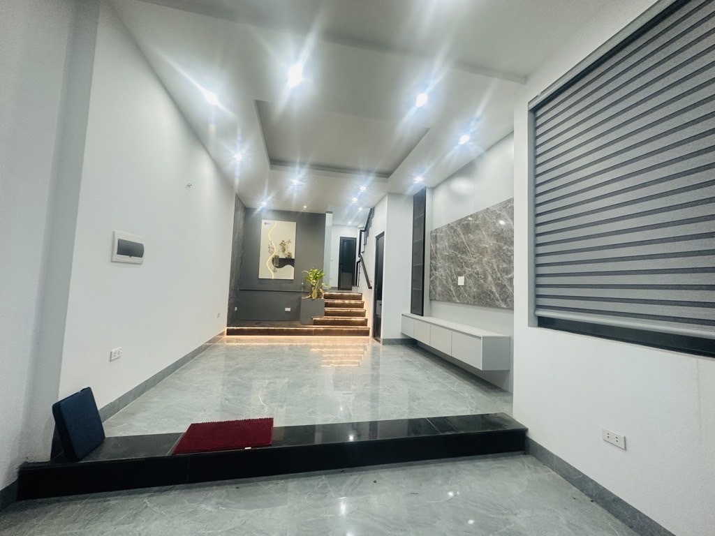TRẦN CUNG 50M THANG MÁY CHỈ 10,3 TỶ,Ô TÔ 40M,GẦN PHỐ,2 THOÁNG,NGÕ BA GÁC,THÔNG