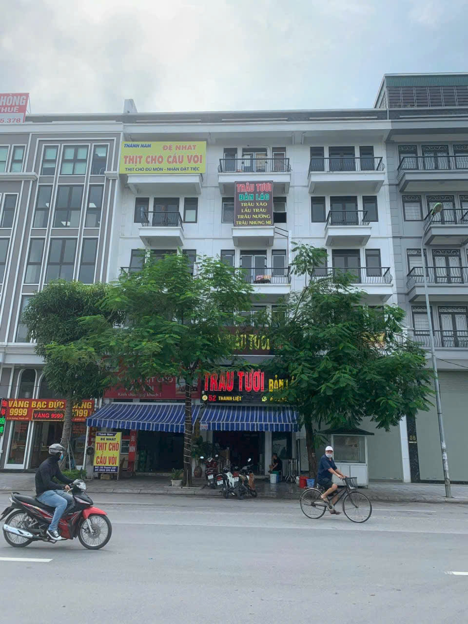 130m2