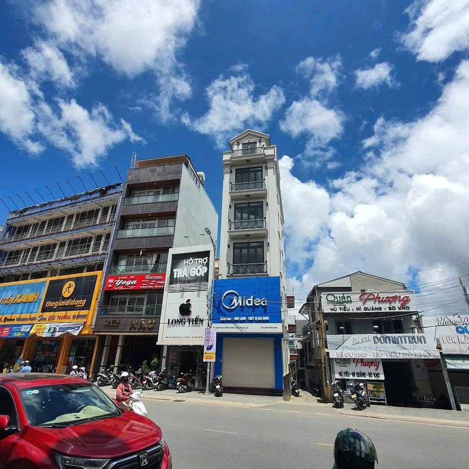 100m2