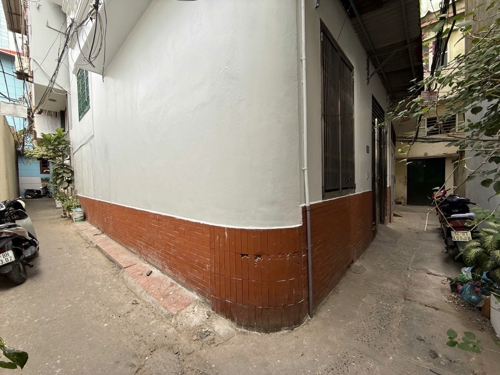 LẠC LONG QUÂN DT60/70M 5 TẦNG MT 6M-CHỈ 11,9 TỶ,MẶT NGÕ THÔNG,LÔ GÓC 3 THOÁNG