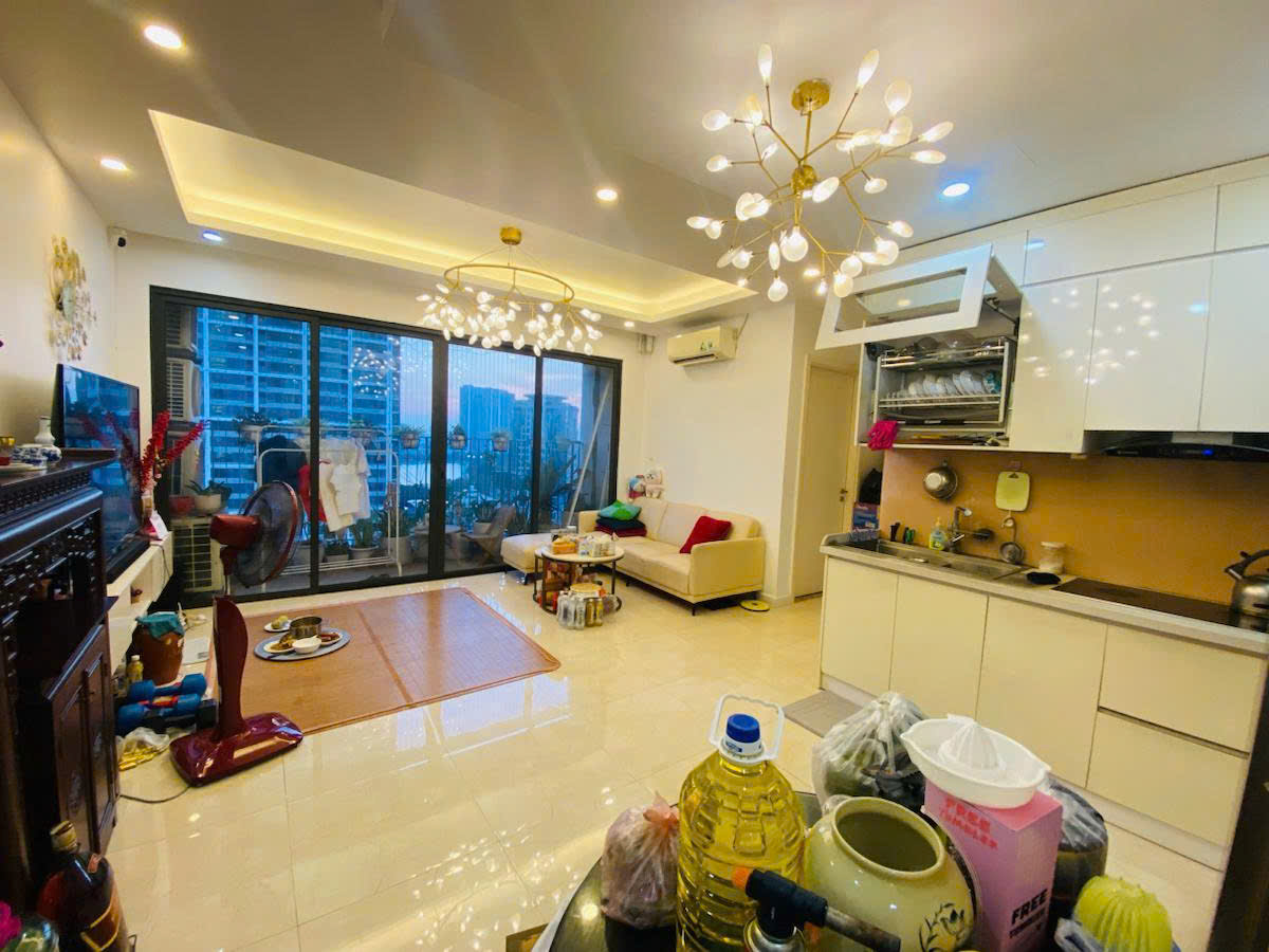 Tòa C1 D’Capitale Trần Duy Hưng 82m, 3PN, Nội thất cực đẹp, hơn 10 tỷ