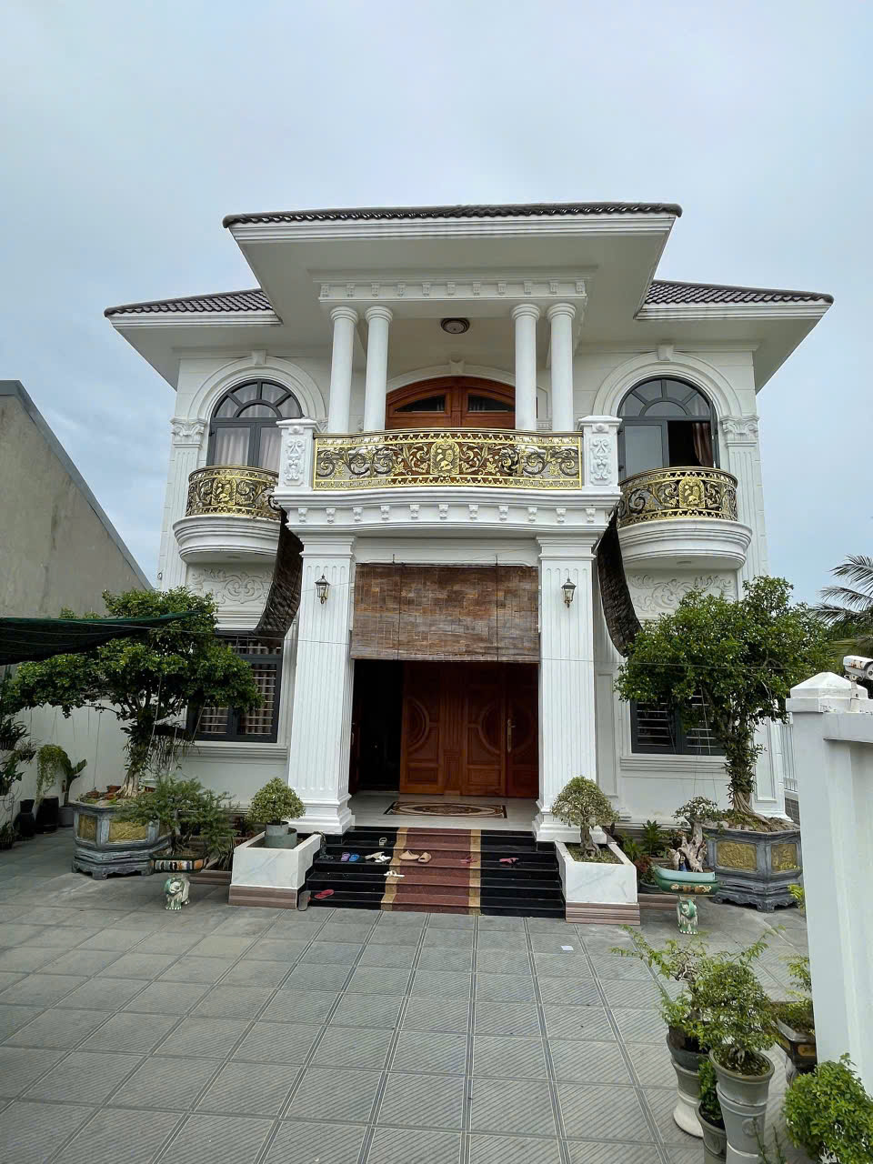 TÔI CHỦ ĐẤT .CẦN BÁN ĐẤT TẶNG BIỆT THỰ SÂN VƯỜN MÁI NHẬT – TRUNG TÂM THỦ DẦU MỘT - BÌNH DƯƠNG ( Tp. HCM)