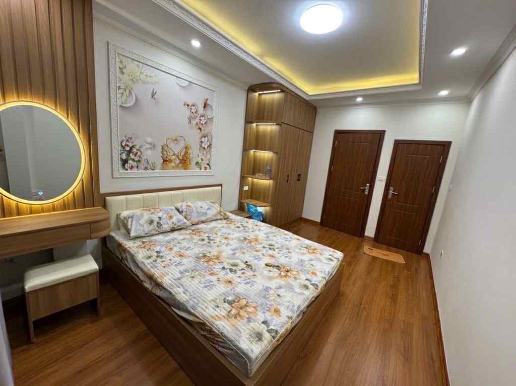 VĂN CAO DT 25M x5 TẦNG CHỈ 6,5 TỶ-70M RA PHỐ,FULL NỘI THẤT ĐẸP,5P RA HỒ TÂY