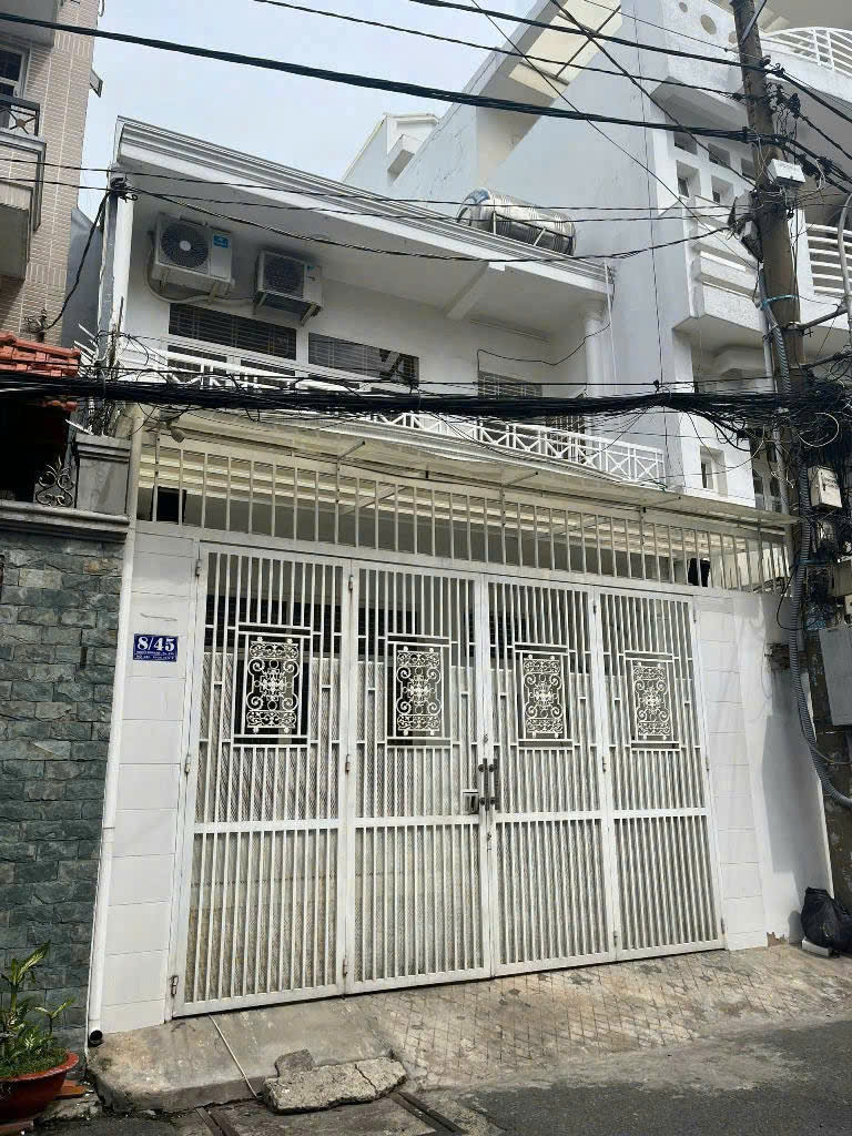 Hiếm! Nhà HXH đường Nguyễn Trọng Tuyển, P1, Tân Bình (6x13.5m) 2 tầng - Giá bán 12.7 tỷ