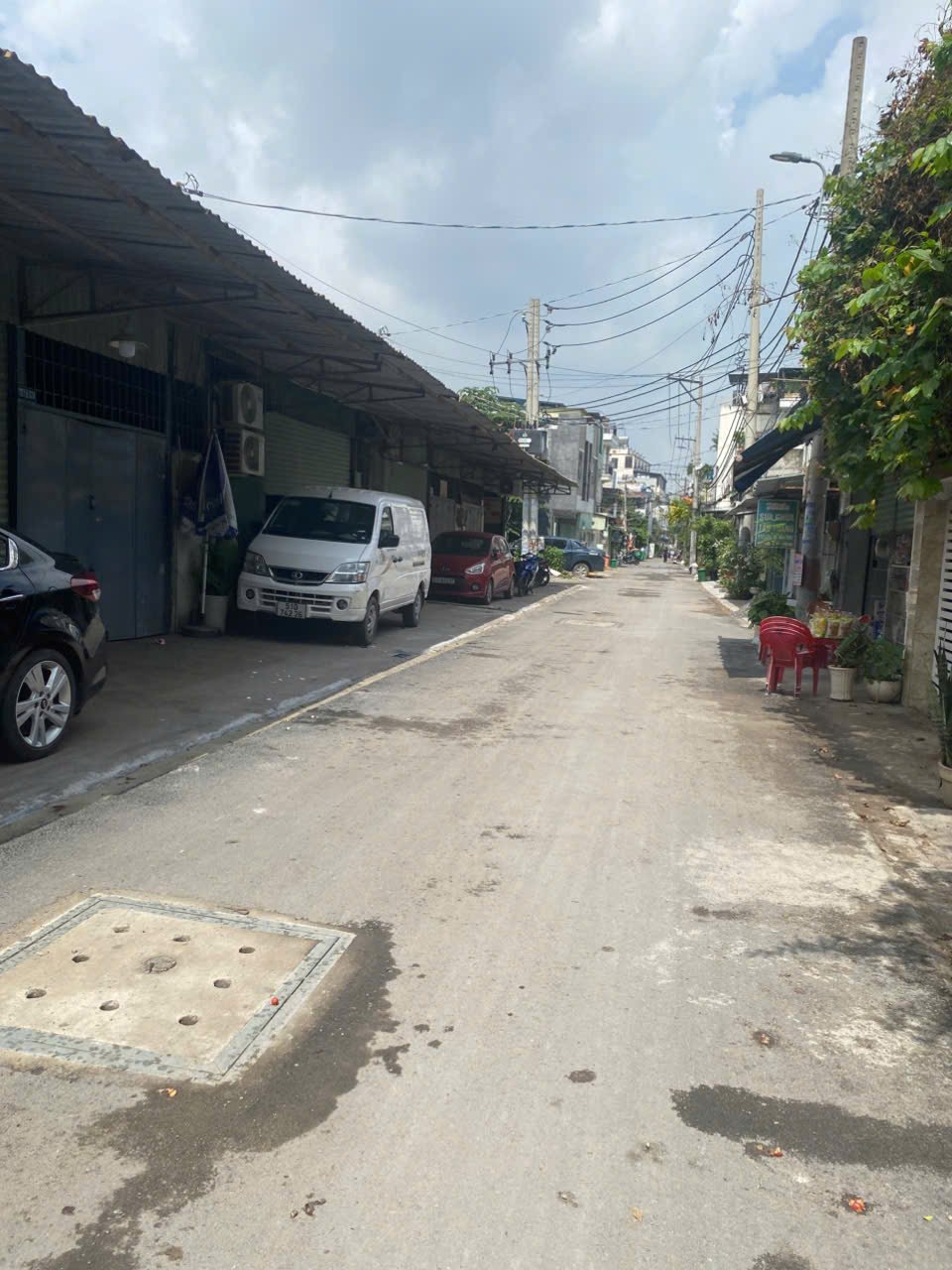 Ngay chợ Hiệp Bình Hiệp bình chánh thủ đức 71m2 Lô góc hẻm thông gần Phạm văn đồng giá chỉ 4.4 tỷ