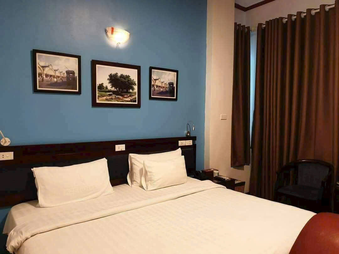 KHÁCH SẠN VIP CỰC VIP MẶT PHỐ MAI HẮC ĐẾ Vị trí tuyệt đẹp, khách sạn gần ngay ngã tư Tô Hiến Thành. Triệu việt Vương