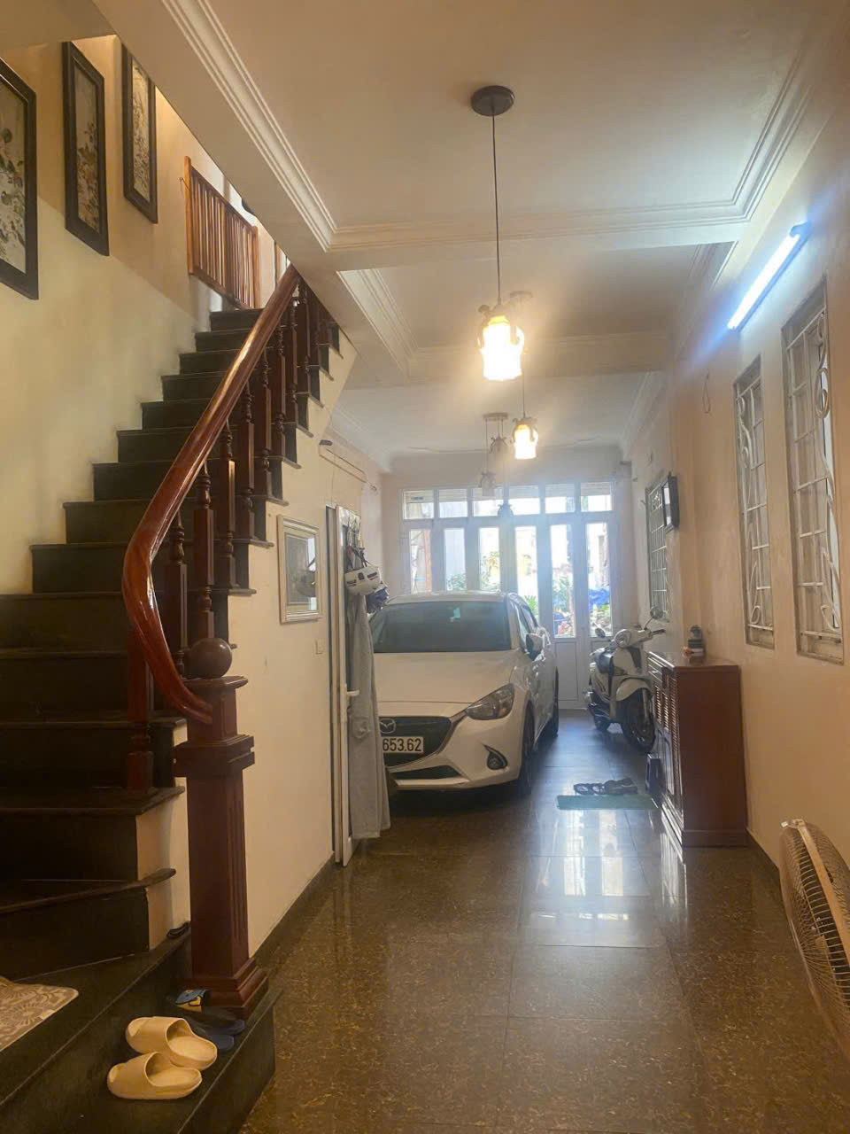 BÁN NHÀ NGỌC THỤY, LONG BIÊN, PHÂN LÔ QUÂN ĐỘI Chỉ Hơn 9 tỷ - 46m², 5 tầng, Gara, Ô tô tránh