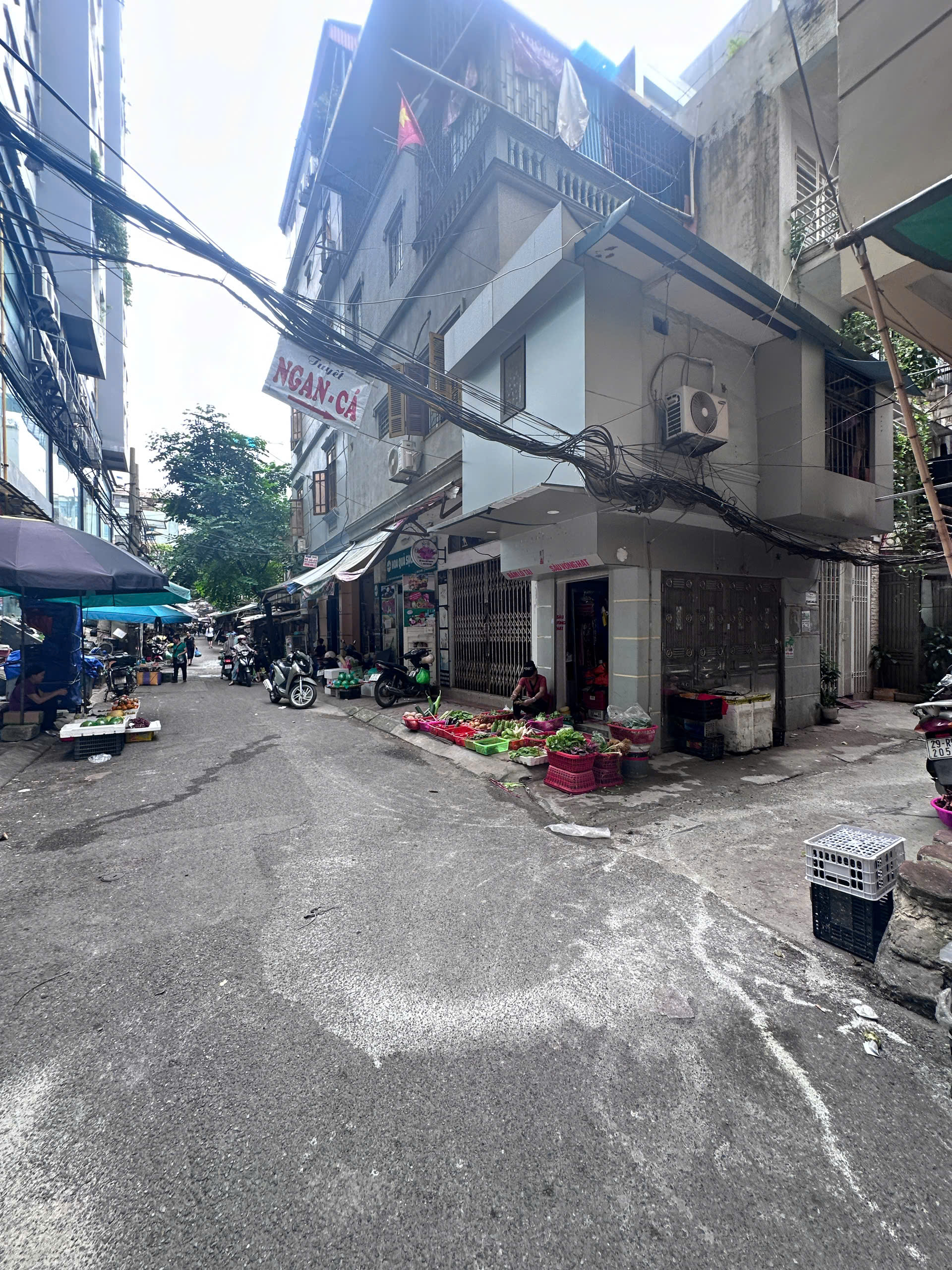 BÁN NHÀ PHÂN LÔ THÁI HÀ – Ô TÔ ĐỖ CỬA – NGÕ THÔNG KINH DOANH – 100M – MT 6.2M – GIÁ CHỈ 20 TỶ lh 0975124520