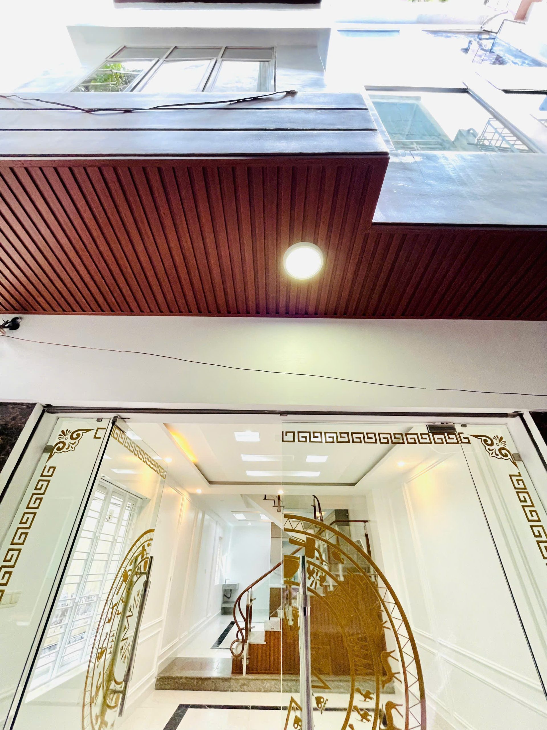 Bán Nhà 4 Tầng Lô Góc Trung Tâm Lạch Tray – Nguyễn Văn Linh, Hải Phòng