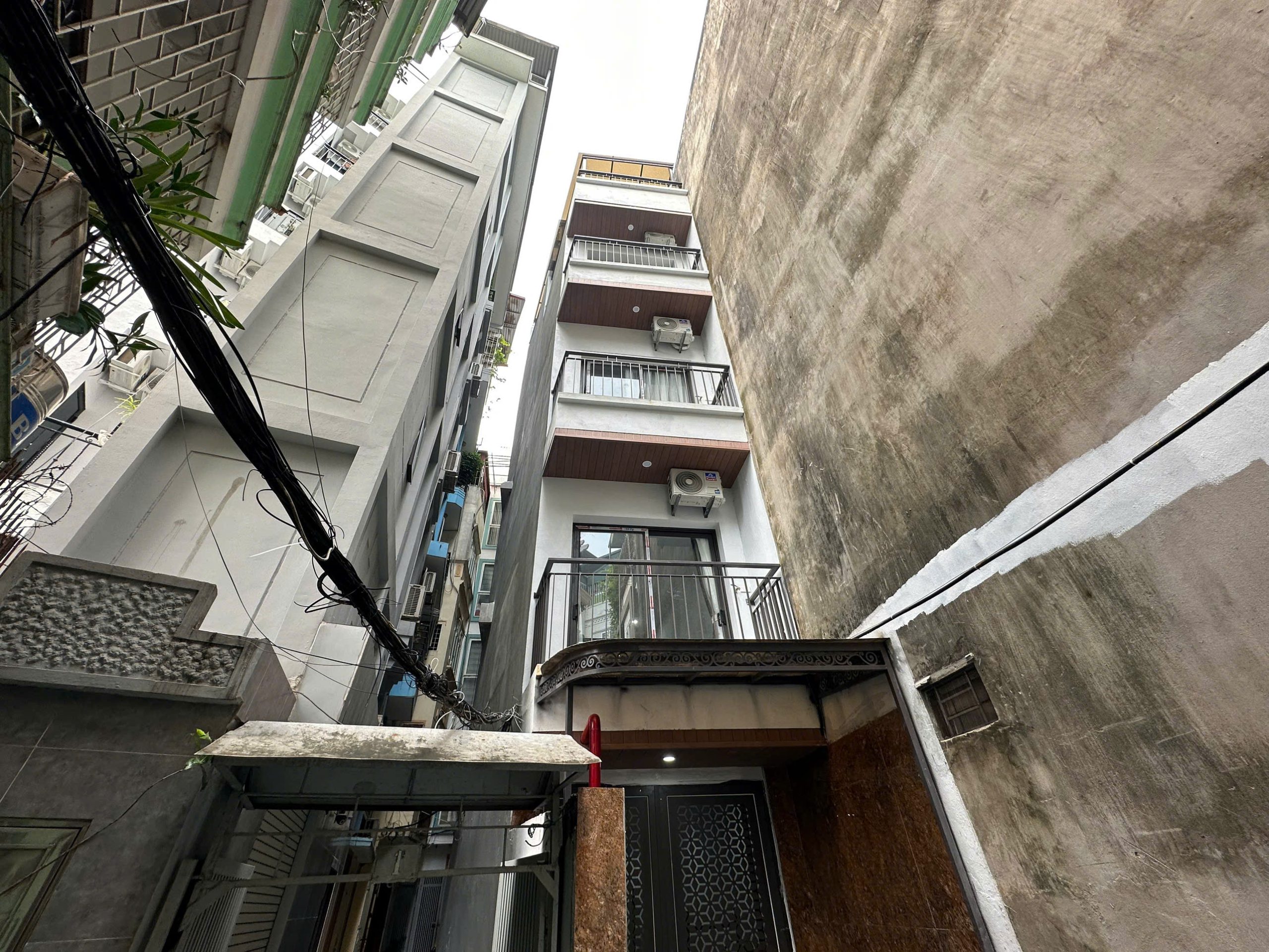 (Tin thật 100%) Bán chung cư mini 2 mặt thoáng 66m2 x 11P tại Quan Nhân - Dòng tiền 70 triệu/tháng