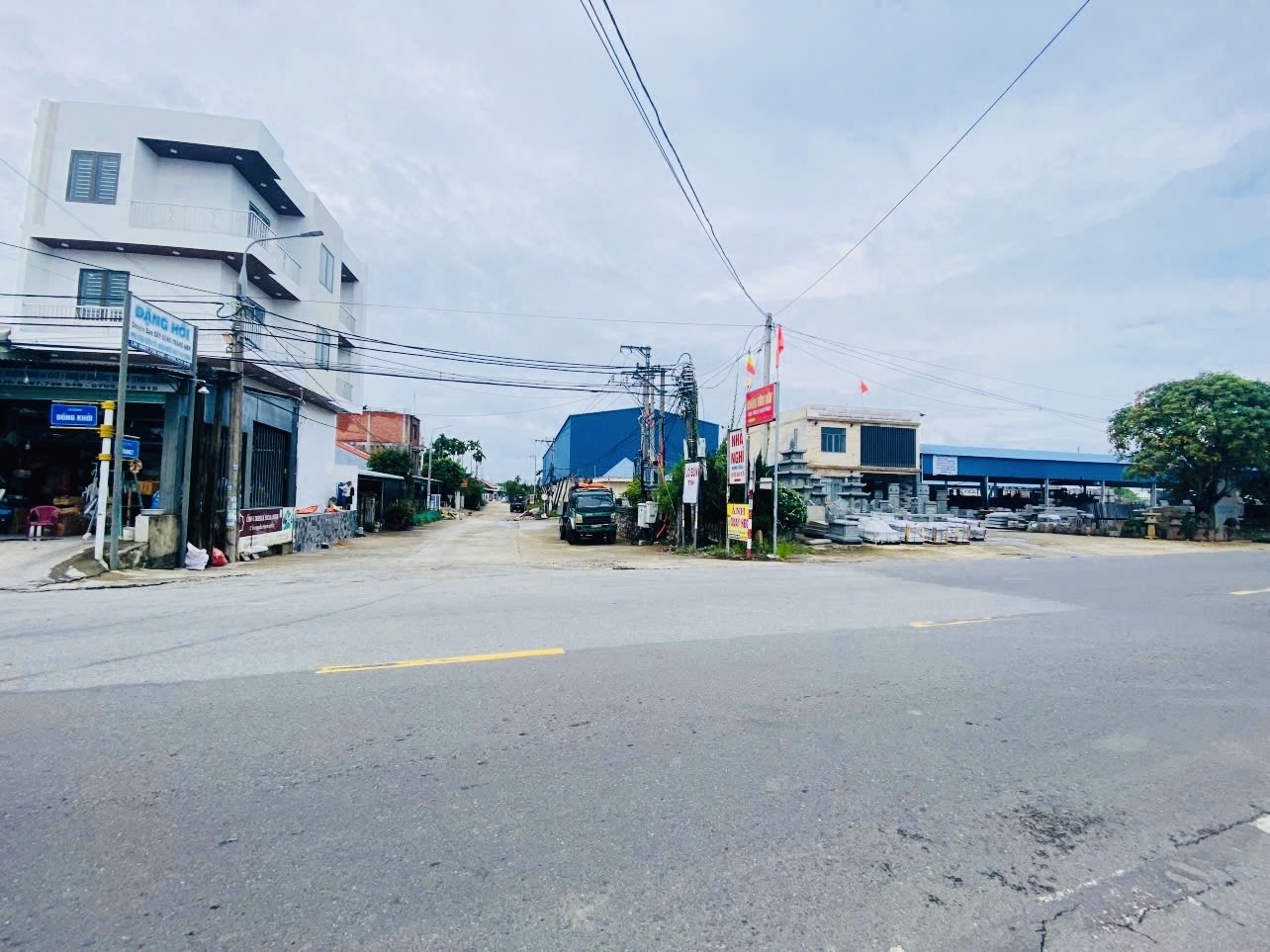 Đất Nam Phước 2 Mặt tiền 161m2 nở hậu 7m- Đường 6m- View Sông- Cách Quốc Lộ 500m- Giá 8xx