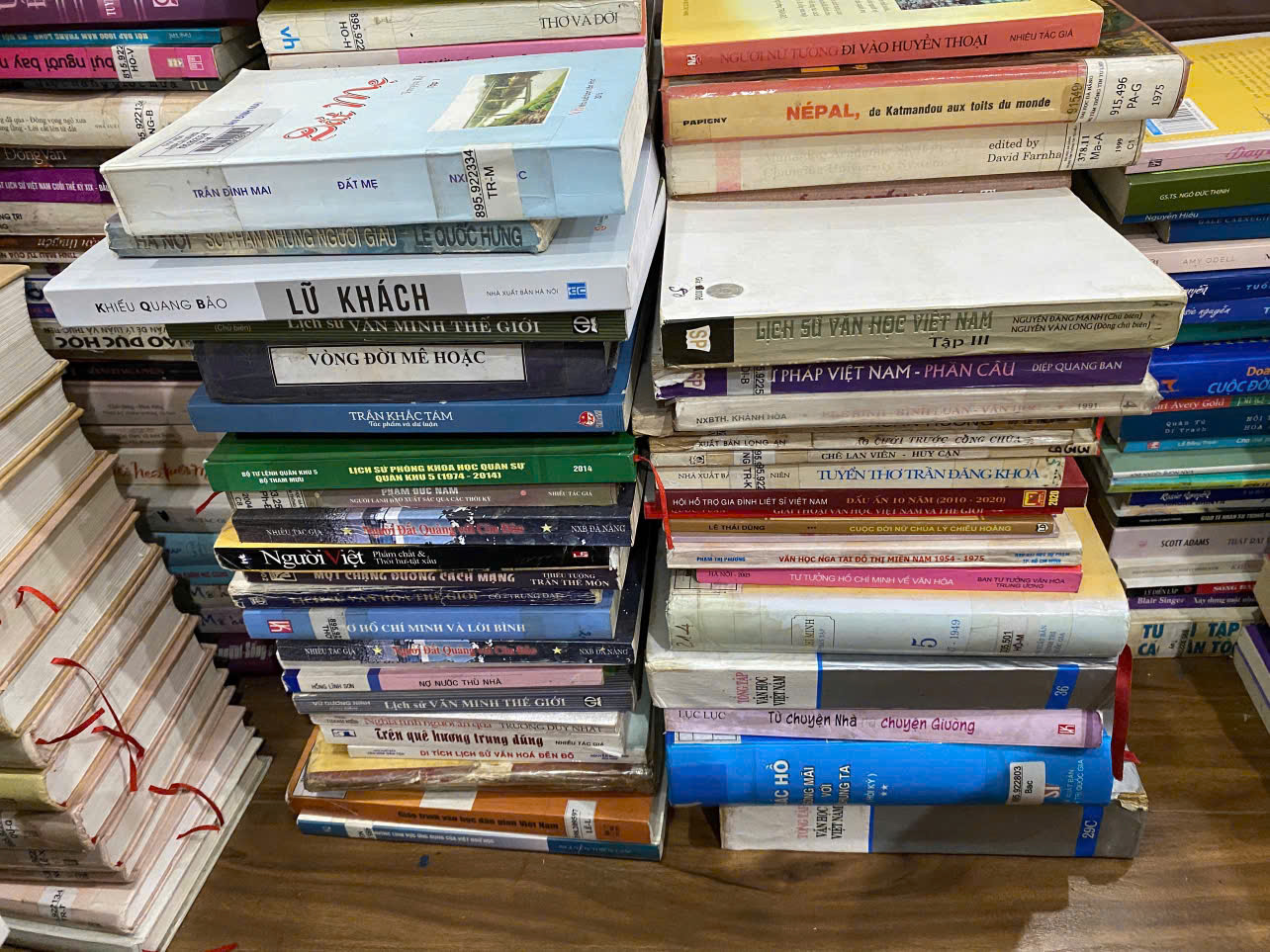 Truyện tranh thanh lí giá 39k/kg ( k tách lẻ )