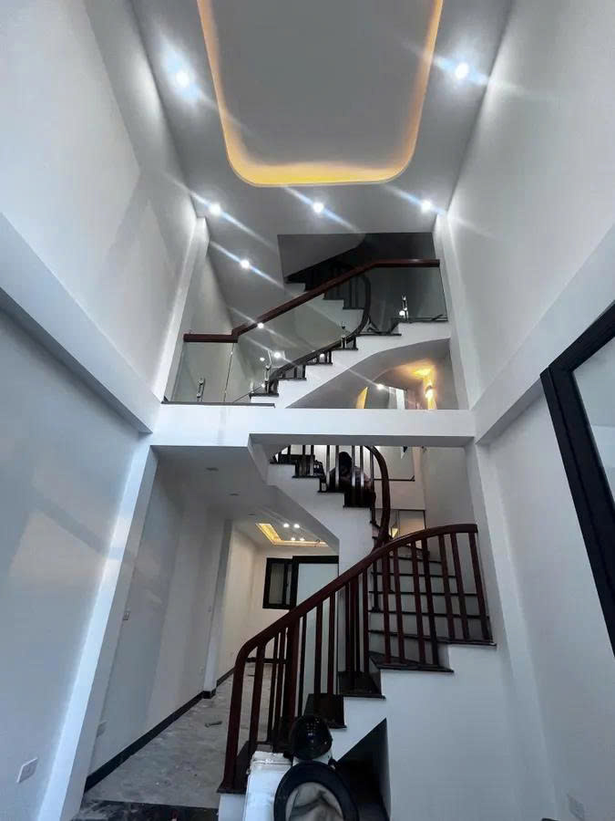 Bán nhà Dương Nội – Hà Đông 35m x 5 tầng , MT 3.5M GẦN AEON MALL GIÁ 6XX TỶ