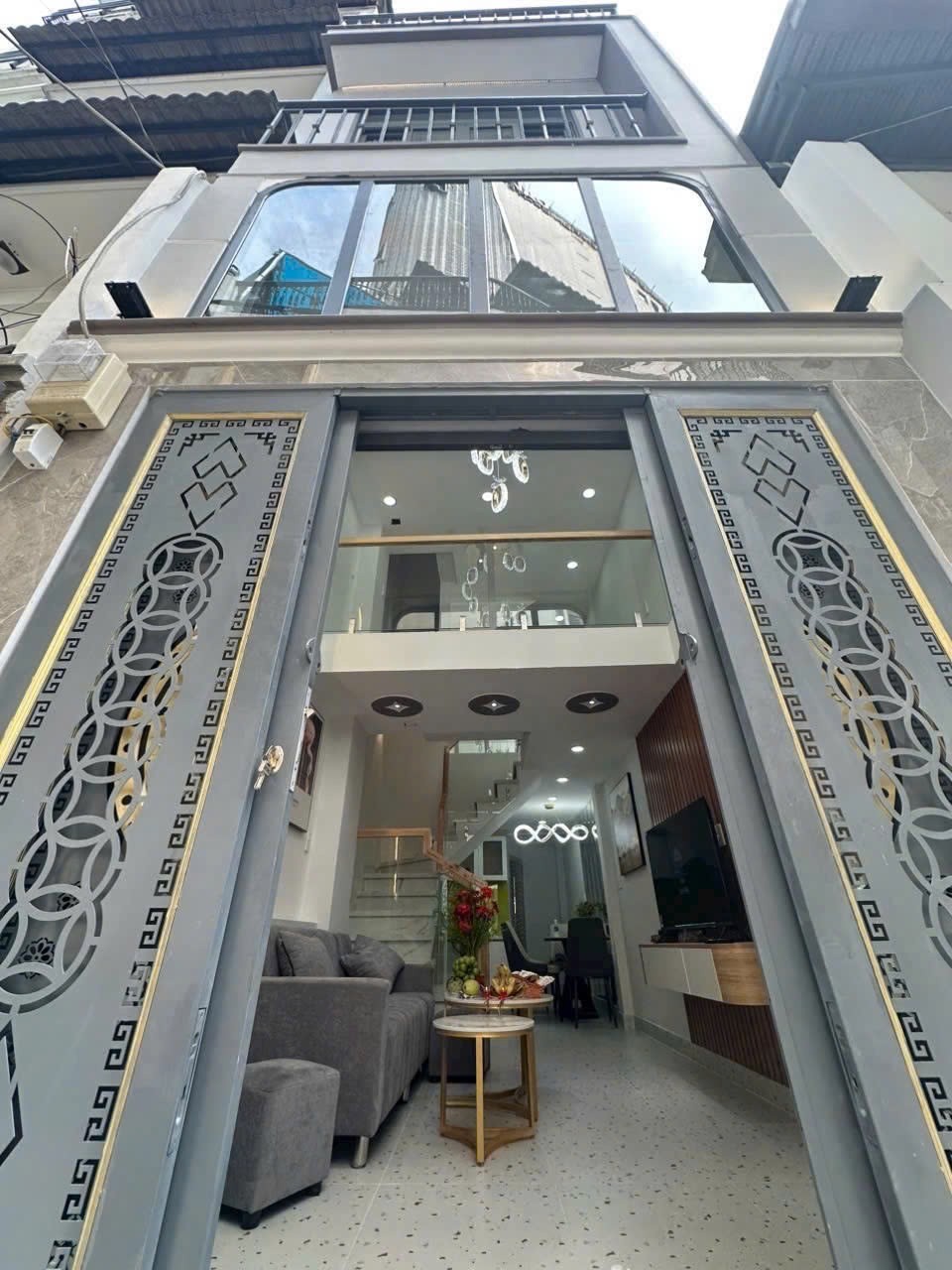 NHÀ ĐẸP - GIÁ TỐT - BÁN NHANH NHÀ TẠI Phường 2, Tân Bình, HCM