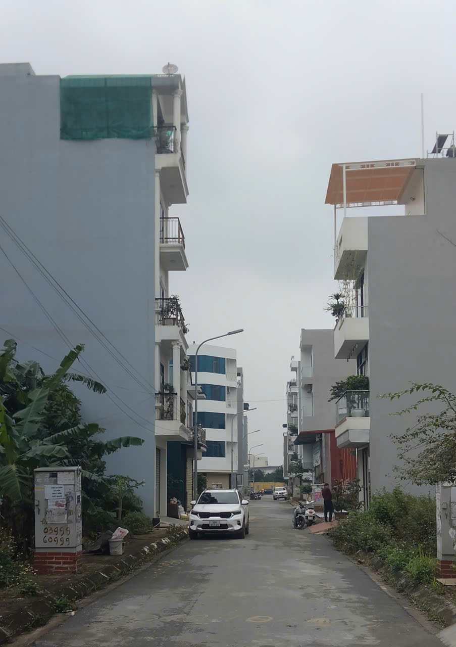 Đất Đ.giá Kim Chung 65.6m2 - Vỉa hè ô tô tránh KD, HT Hinode, giá 10.28 tỷ