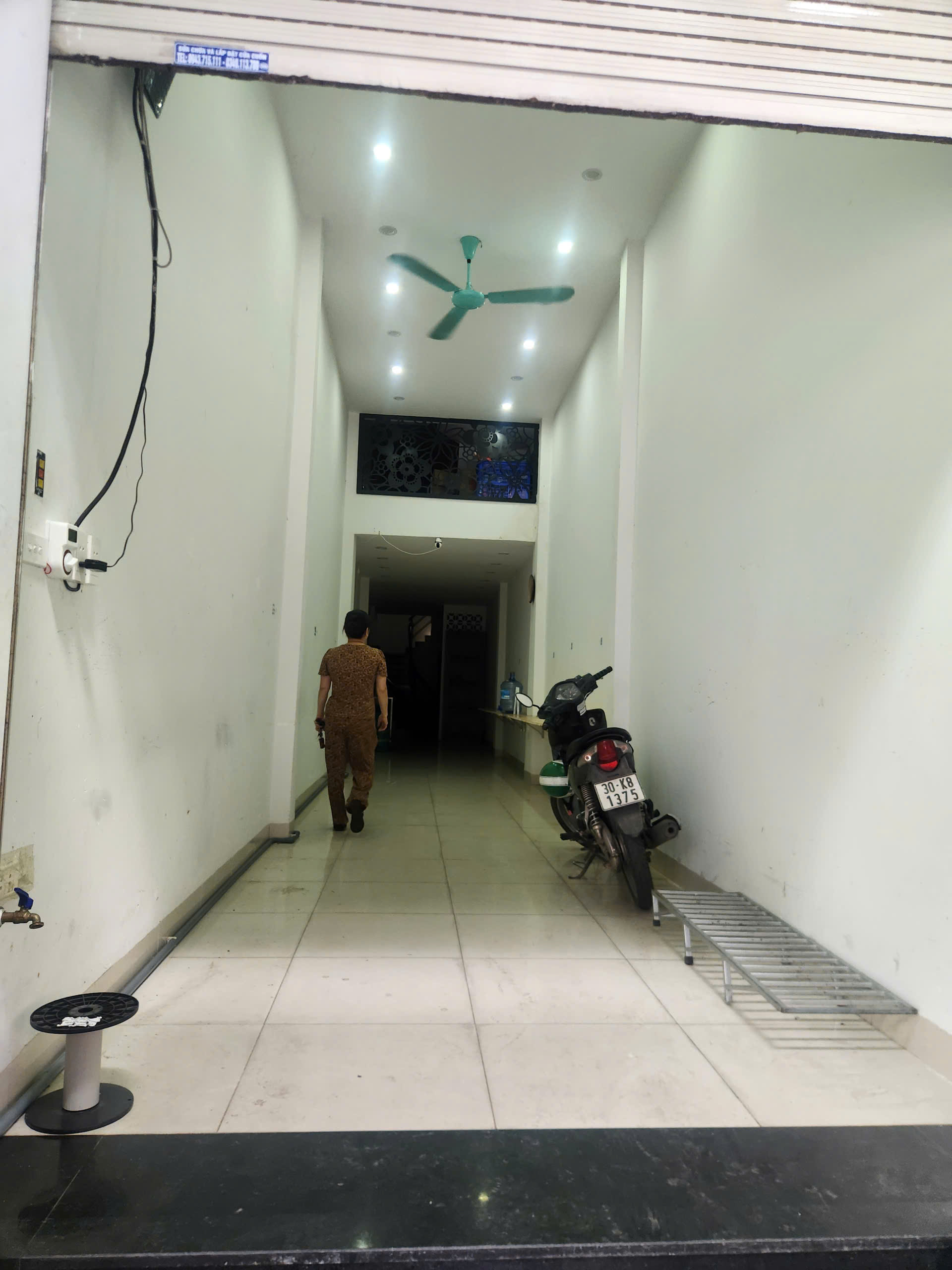 Nhà mặt chợ Giời – Thịnh Yên, Hai Bà Trưng, cực hiếm nhà cho thuê!