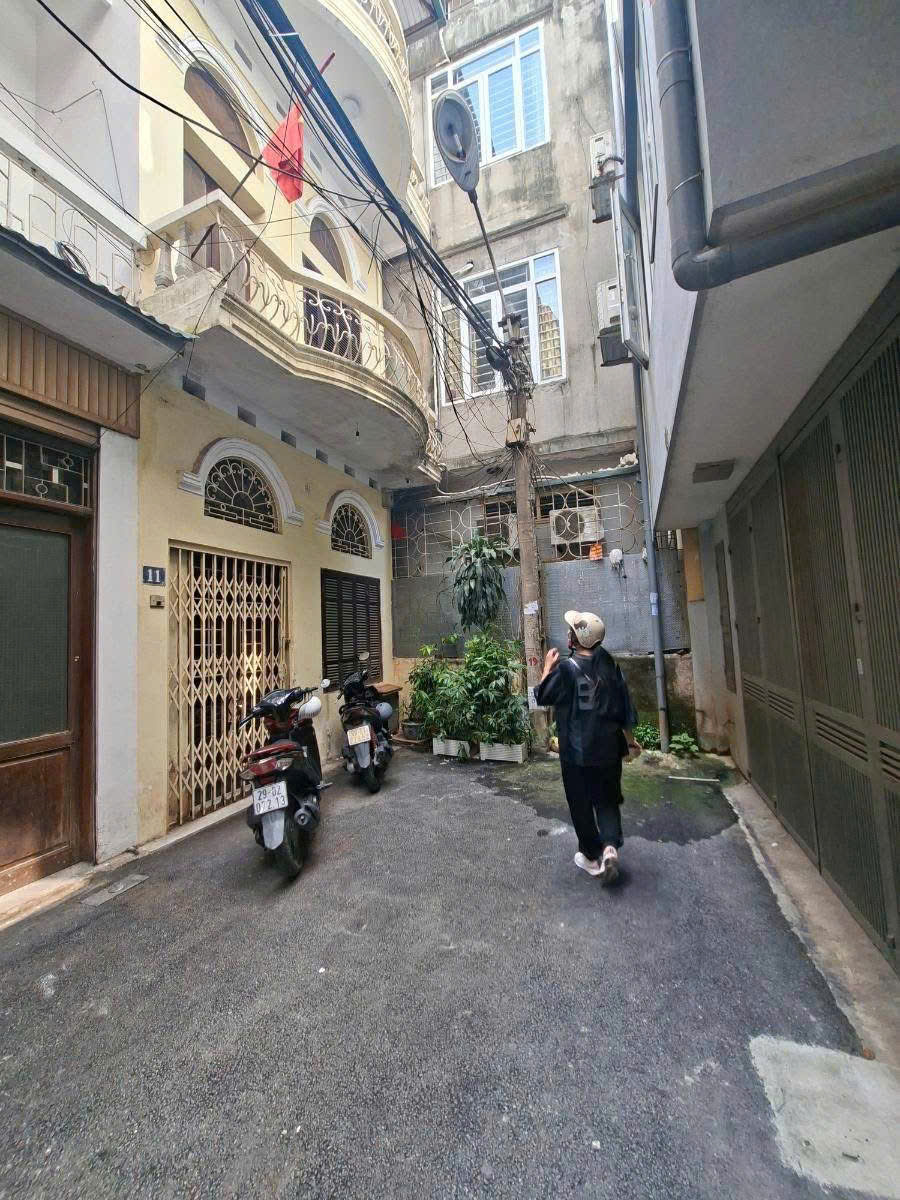 VIP PHÂN LÔ VƯƠNG THỪA VŨ - NGÕ RỘNG ĐẸP DT 48m2 3 tầng mặt tiền 4m Giá 13.9 tỷ