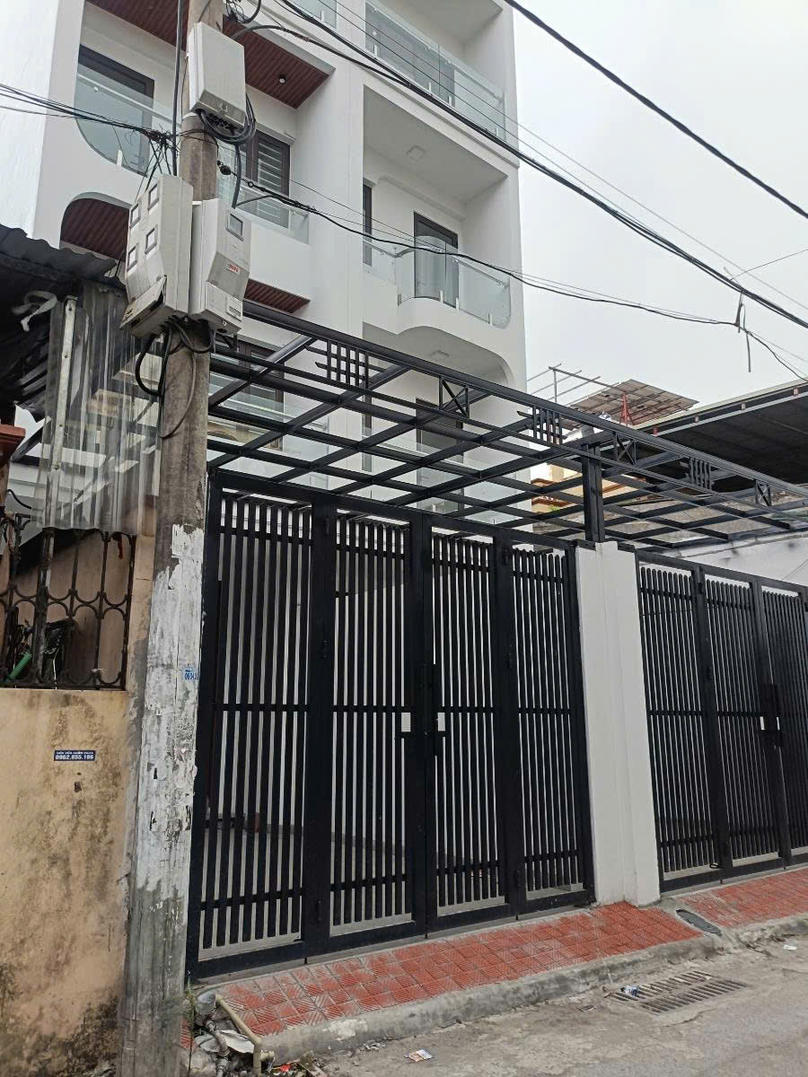 NGÕ THÔNG - Ô TÔ TRÁNH NHÀ ĐẸP 5 TẦNG MỚI, FULL NỘI THẤT - KINH DOANH LONG BIÊN