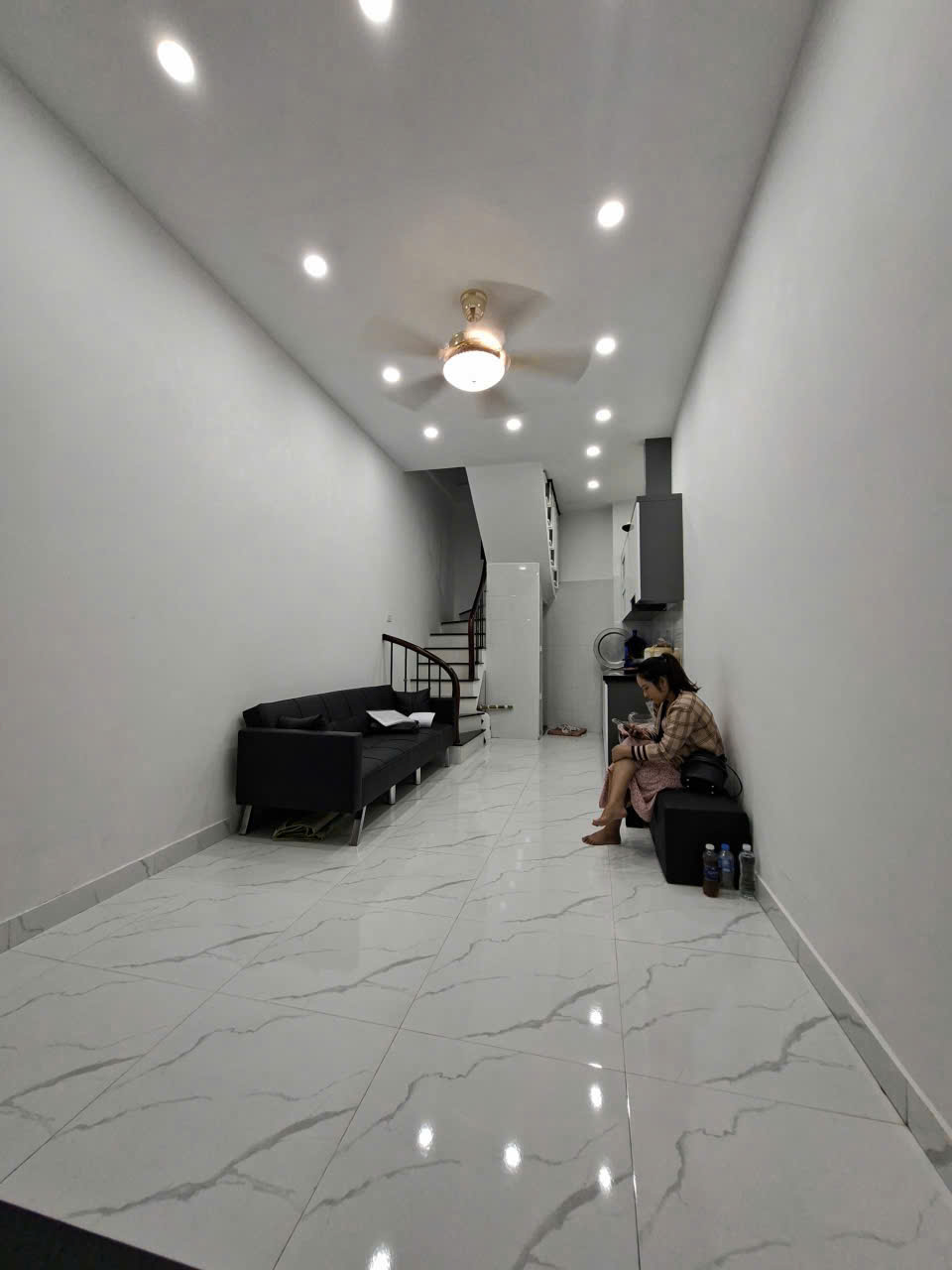 NHÀ ĐẸP Ở NGAY VÀI BƯỚC RA PHỐ, TT QUẬN ĐỐNG ĐA, TIỆN ÍCH BẠT NGÀN Linh Quang 22m, 5T, mt 3m, chỉ 5.6 tỷ