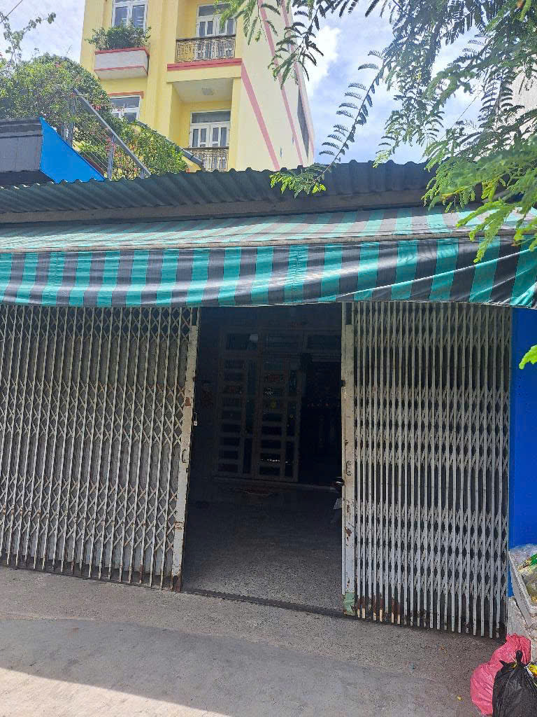 NHÀ MẶT TIỀN LÊ VĂN KHƯƠNG, QUẬN 12 NGANG 5M NHĨNH NHẸ 10₫