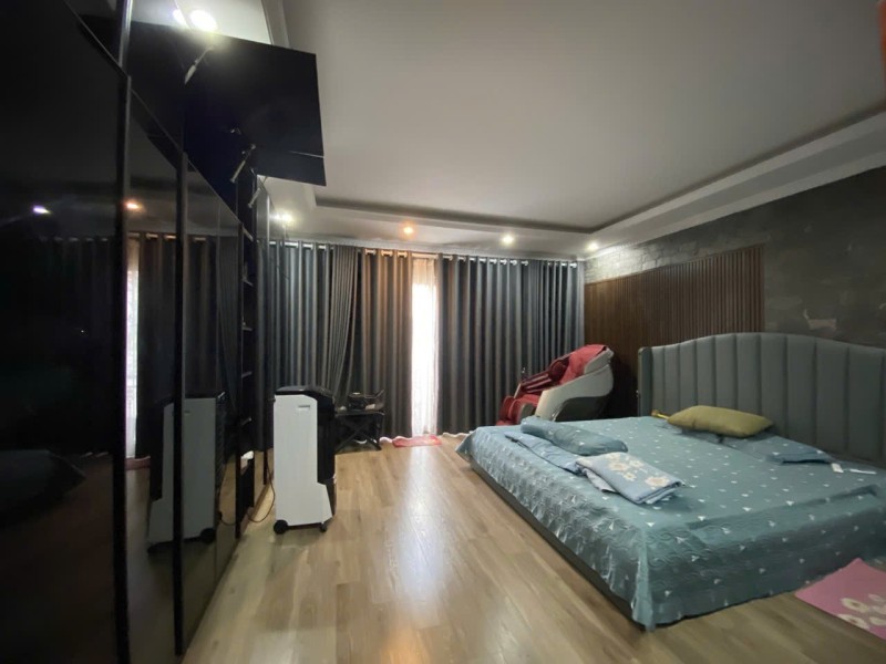 BÁN NHÀ 6 TẦNG THẠCH BÀN – MẶT TIỀN 5.9M – GIÁ CHỈ 7.7 TỶ