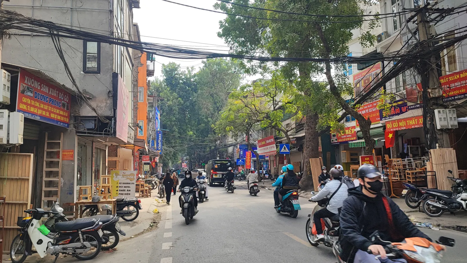 BÁN NHÀ LÔ GÓC BA ĐÌNH - NGÕ 2 Ô TÔ TRÁNH - VỪA Ở VỪA KINH DOANH