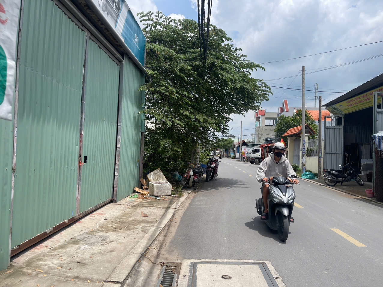 SỞ HỮU NGAY LÔ ĐẤT MẶT TIỀN ĐẸP - GIÁ TỐT - Vị Trí Đắc Địa Tại An Phú Đông 27, Quận 12