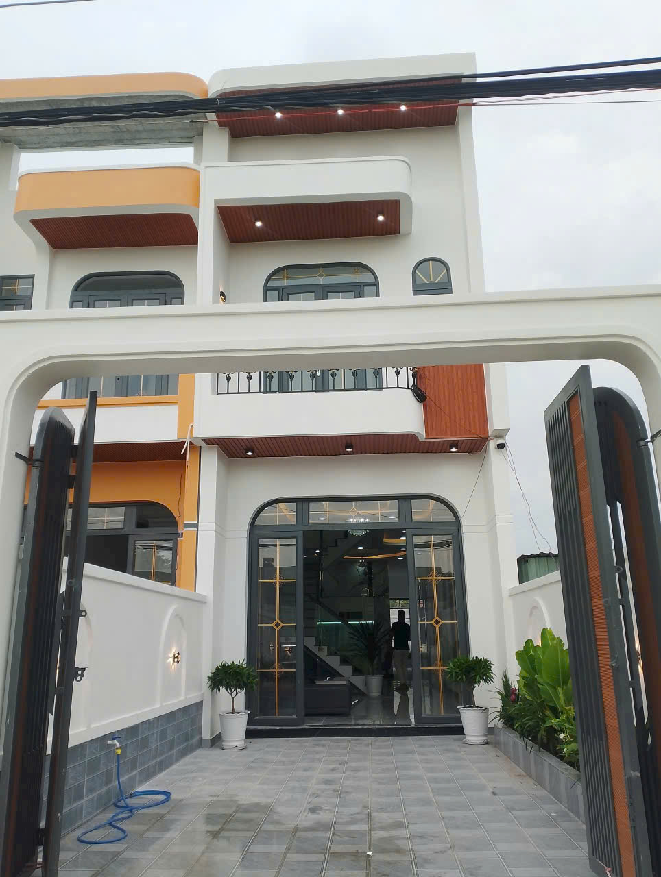 BÁN NHÀ PHỐ TRẦN Thị TÁM – PHƯỚC LÝ, CẦN GIUỘC- Giá bán : 3 tỷ 100