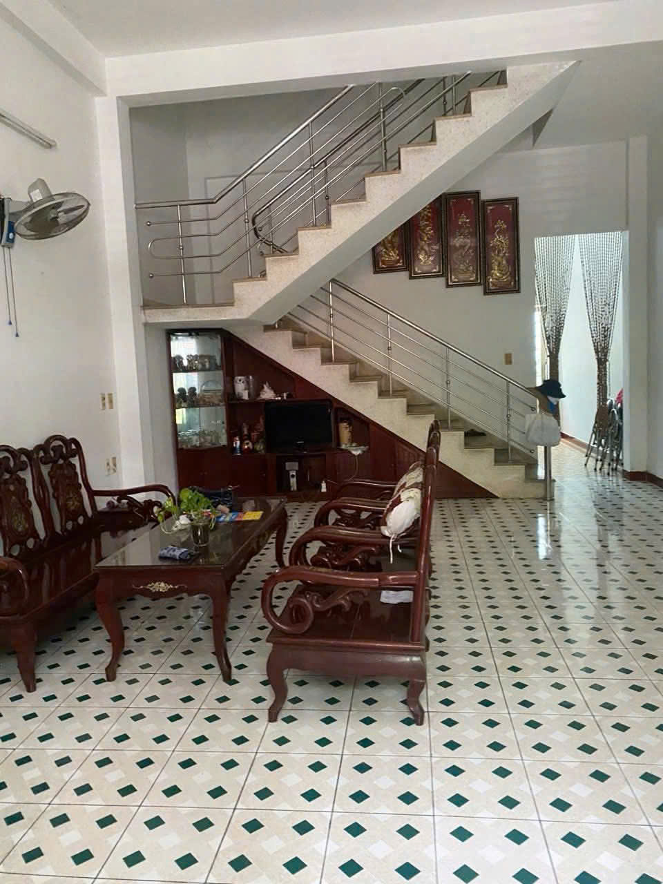 Bán nhà 2 tầng Mặt Tiền Đường KỲ ĐỒNG - Gần chợ