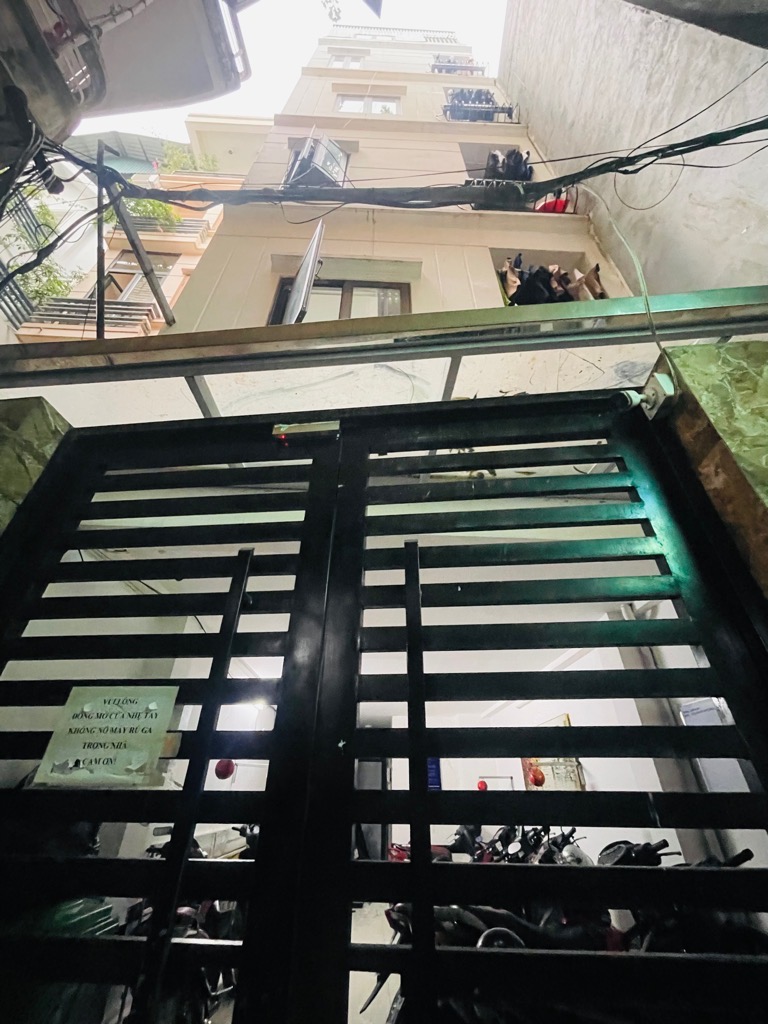 CHUNG CƯ CC CẦU GIẤY – FULL ĐỒ - THANG MÁY- DÒNG TIỀN ỔN ĐỊNH _ 7 TẦNG – 70/73M2 – 17 TỶ