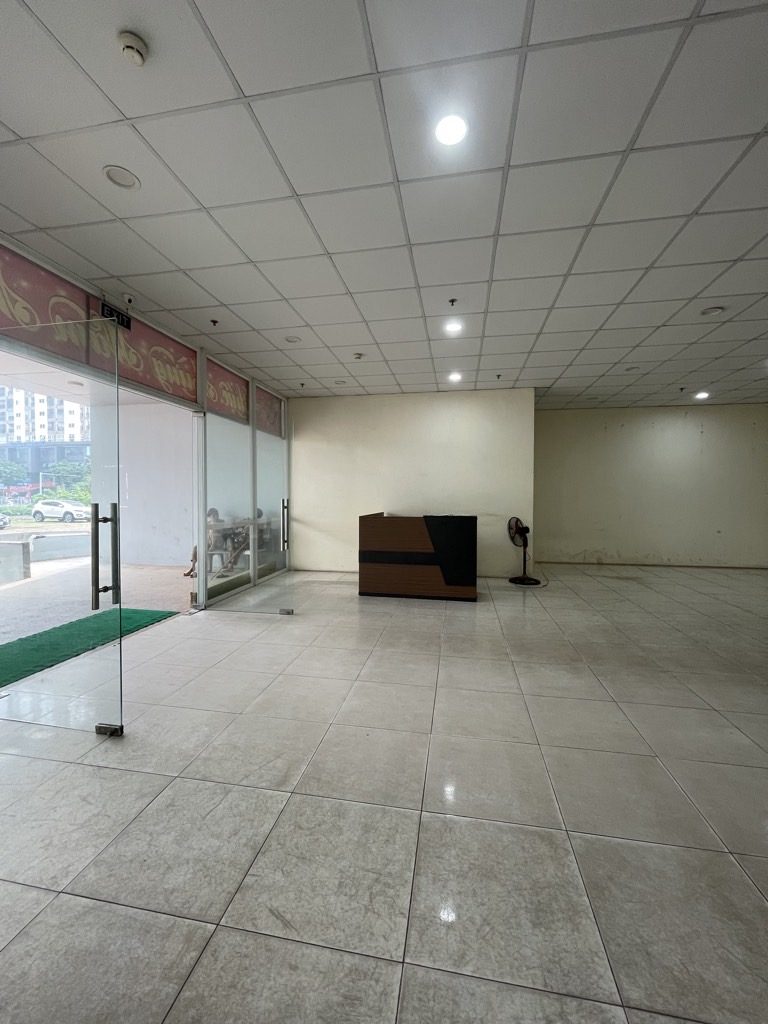 CHUNG CƯ TRUNG TÂM CẦU GIẤY–MỚI BÀN GIAO - Ô TÔ ĐỖ CHÂN CẦU THANG _ 56M2 –5,35 TỶ