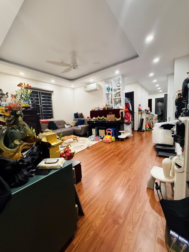 Bán CHCC C14 PKKQ, Bùi Xương Trạch, Hoàng Mai, lô góc, 2N 2WC, 70m2, 5.25 tỷ(CGL)