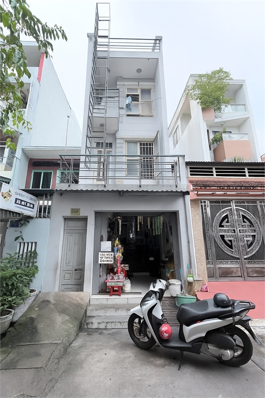 Bán CHDV 30P, DT 70tr – Độc Lập, Tân Phú – Hẻm 8m thông – Giá chỉ 11.6 tỷ