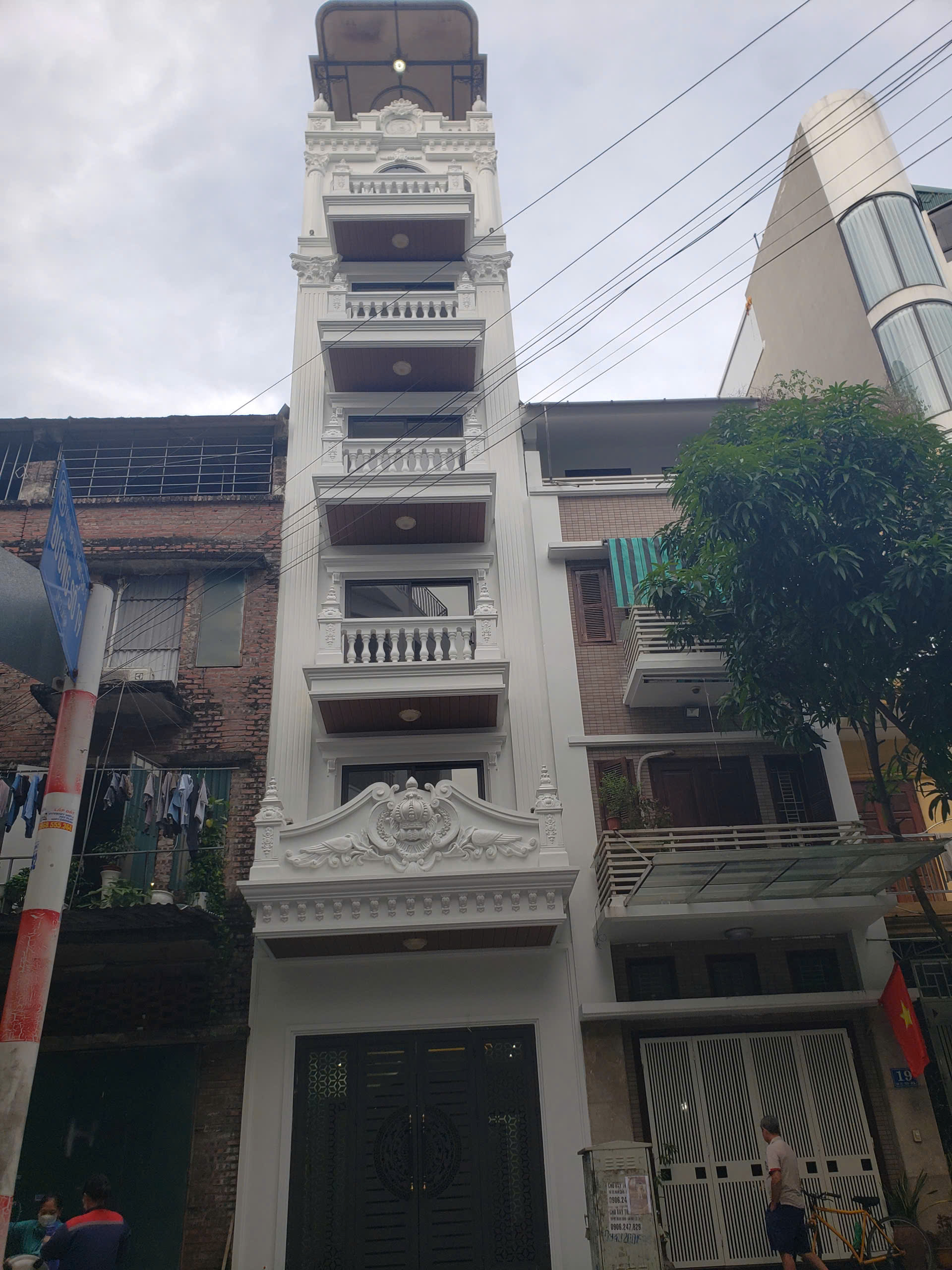 Bán nhà mới 7T, thang máy, 12 phòng khép kín tại Tổng cục 5 _ Yên Xá. Giá 2x tỷ