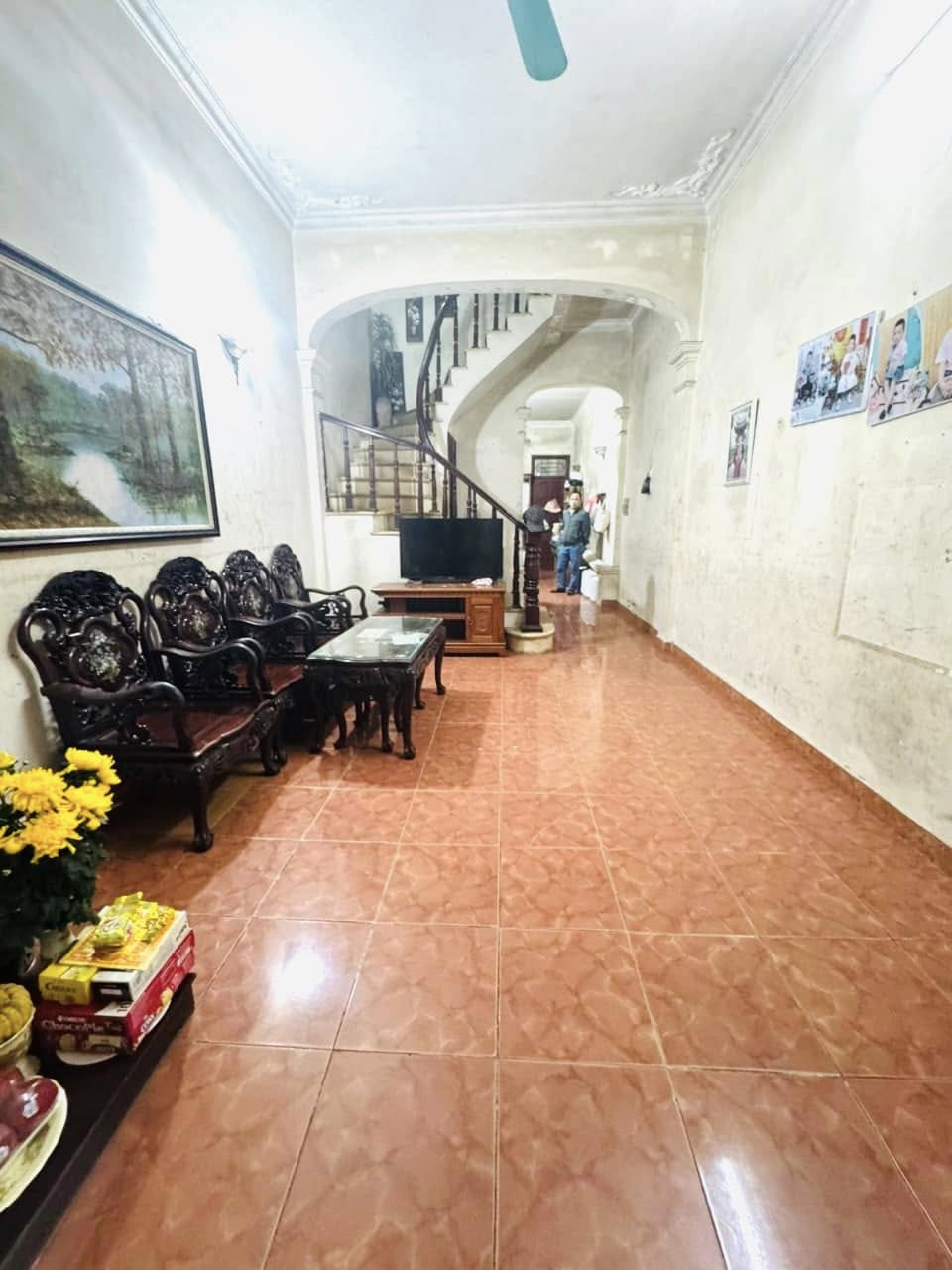 Nhà Đường Cầu Giấy - Phân Lô - Oto 5 Tạ - Ngõ Thông KD - 65mx5T - MT 4M - 15 Tỷ