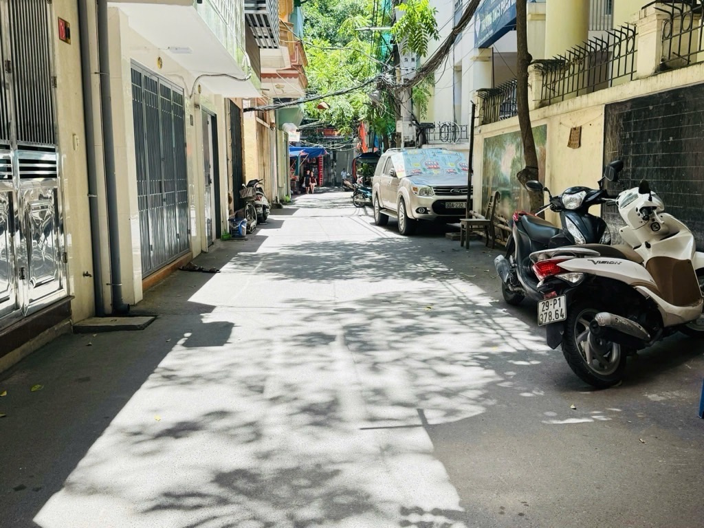 Bán nhà Nhân Hòa, Thanh Xuân, Phân lô, Ô tô đỗ cửa, Kinh Doanh, 40m2, 13.25 tỷ