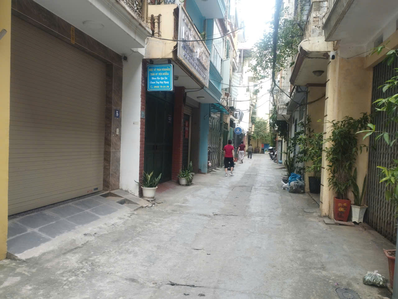 NHÀ PHÂN LÔ ĐẸP CHÍNH CHỦ CẦN BÁN - GIÁ TỐT - Vị Trí Đẹp Tại Hoàng Quốc Việt