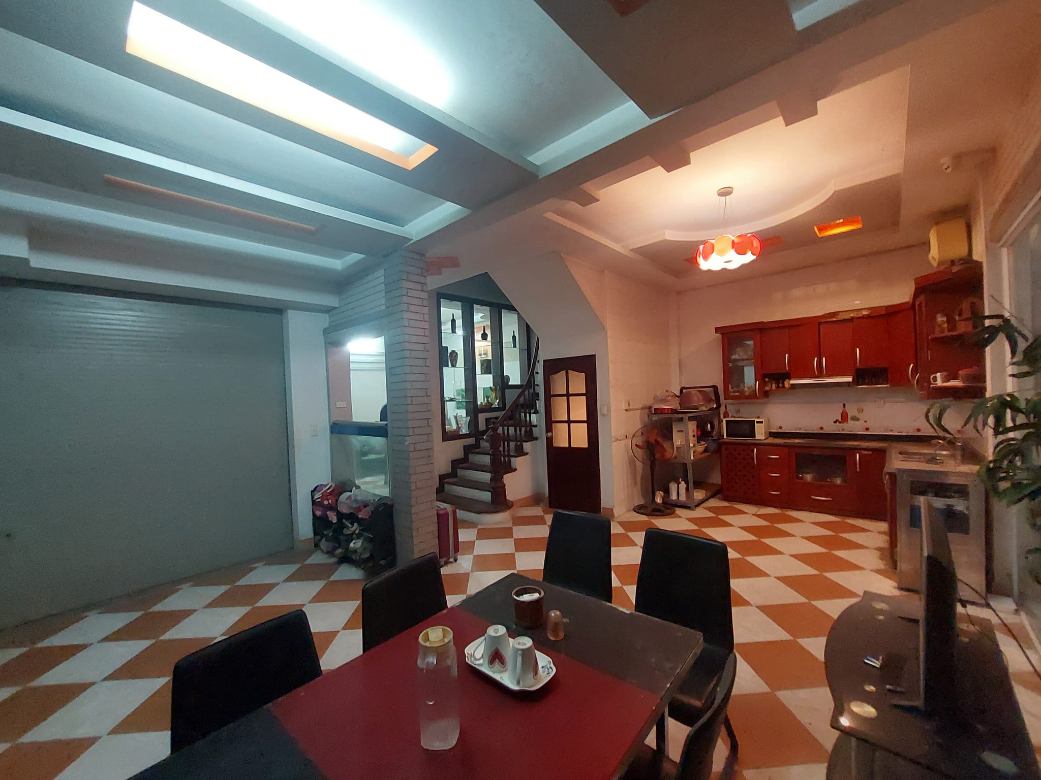 NHÀ NGUYỄN KHÁNH TOÀN – 106M² – 5 TẦNG – MT 10M – Ô TÔ TRÁNH – GẦN PHỐ