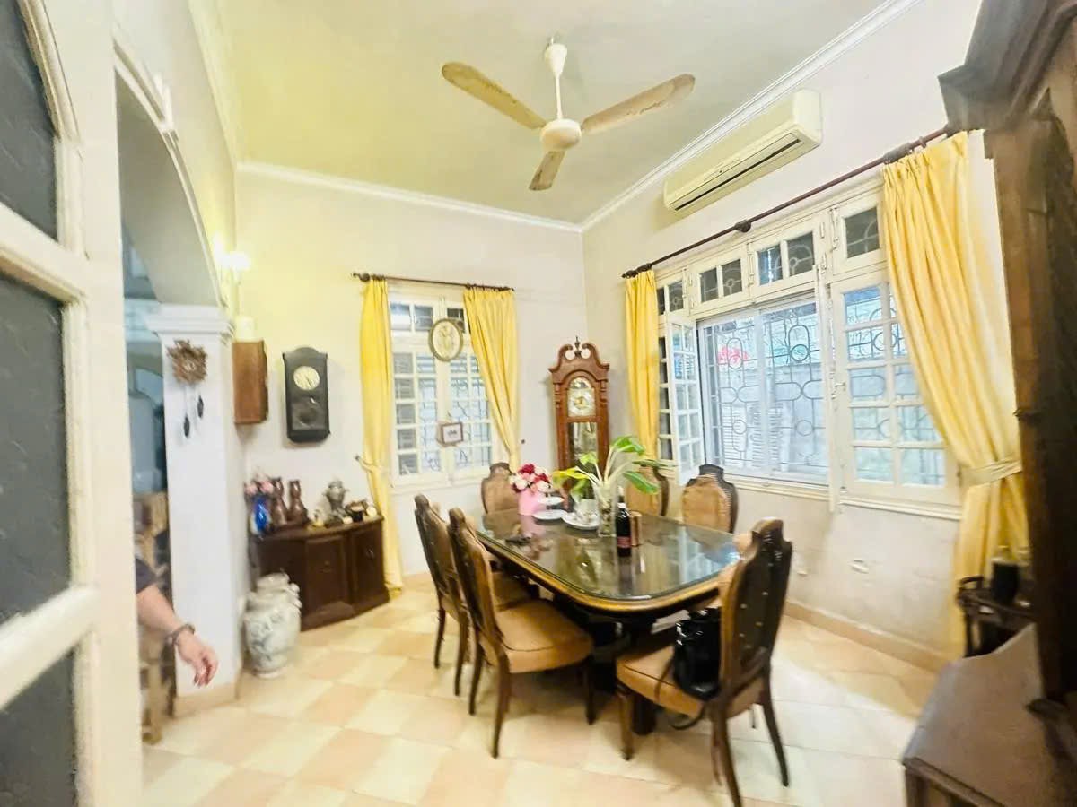 NHÀ PHONG CÁCH CỔ XƯA – KHÔNG GIAN XANH GIỮA LÒNG PHỐ