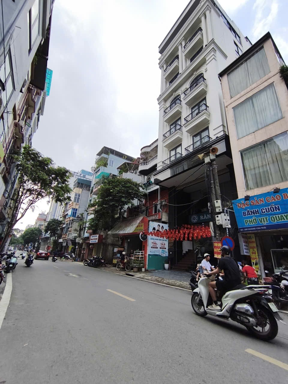 Bán toà nhà 9 tầng MP Hoàng Văn Thái - Tô Vĩnh Diện TX , DT 115m MT 8m, 63 tỷ có thương lượng.