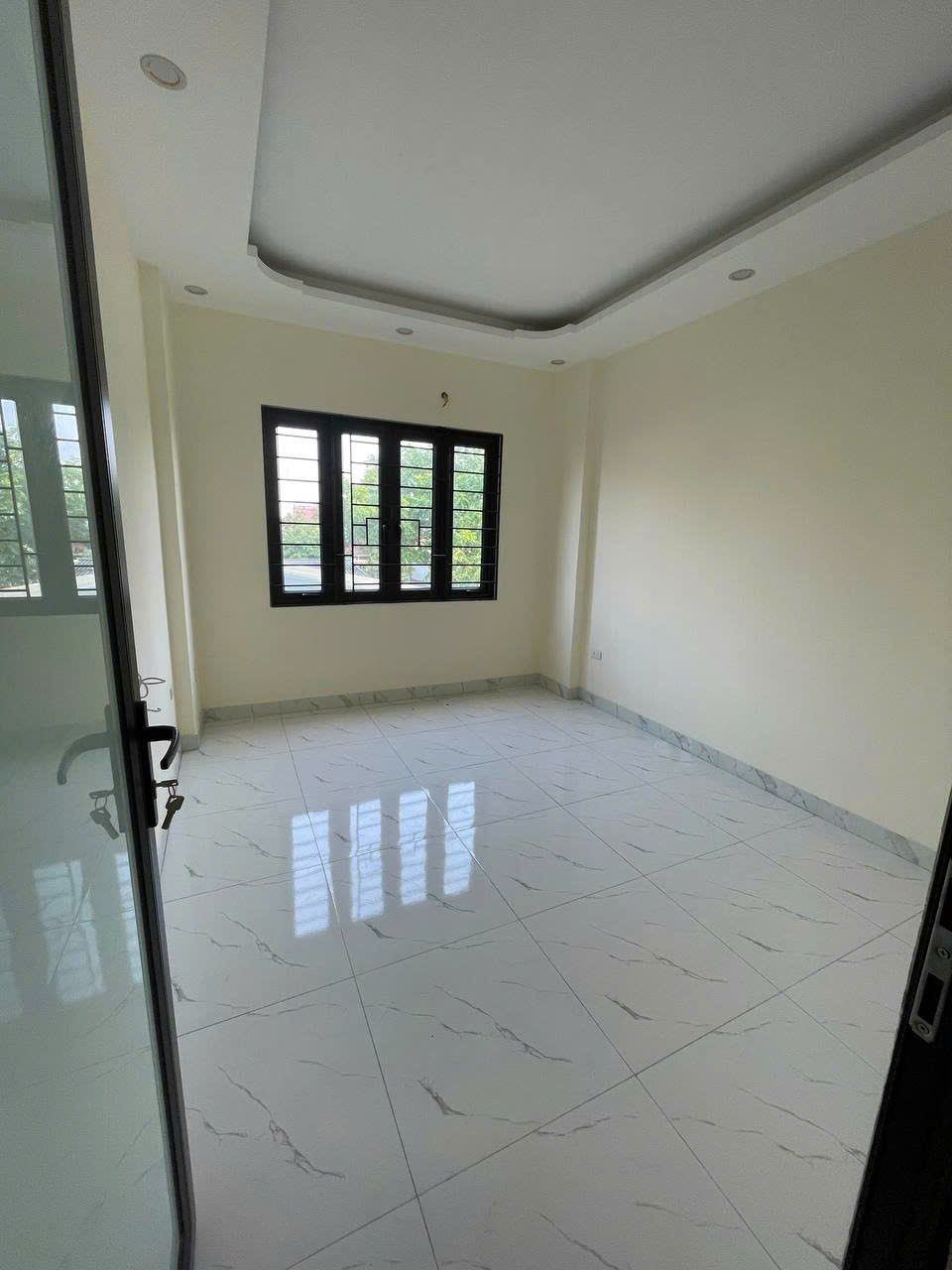 Bán Nhà Đẹp mới koong ngõ Phố Hoa Lư Quận HBT Hà Nội