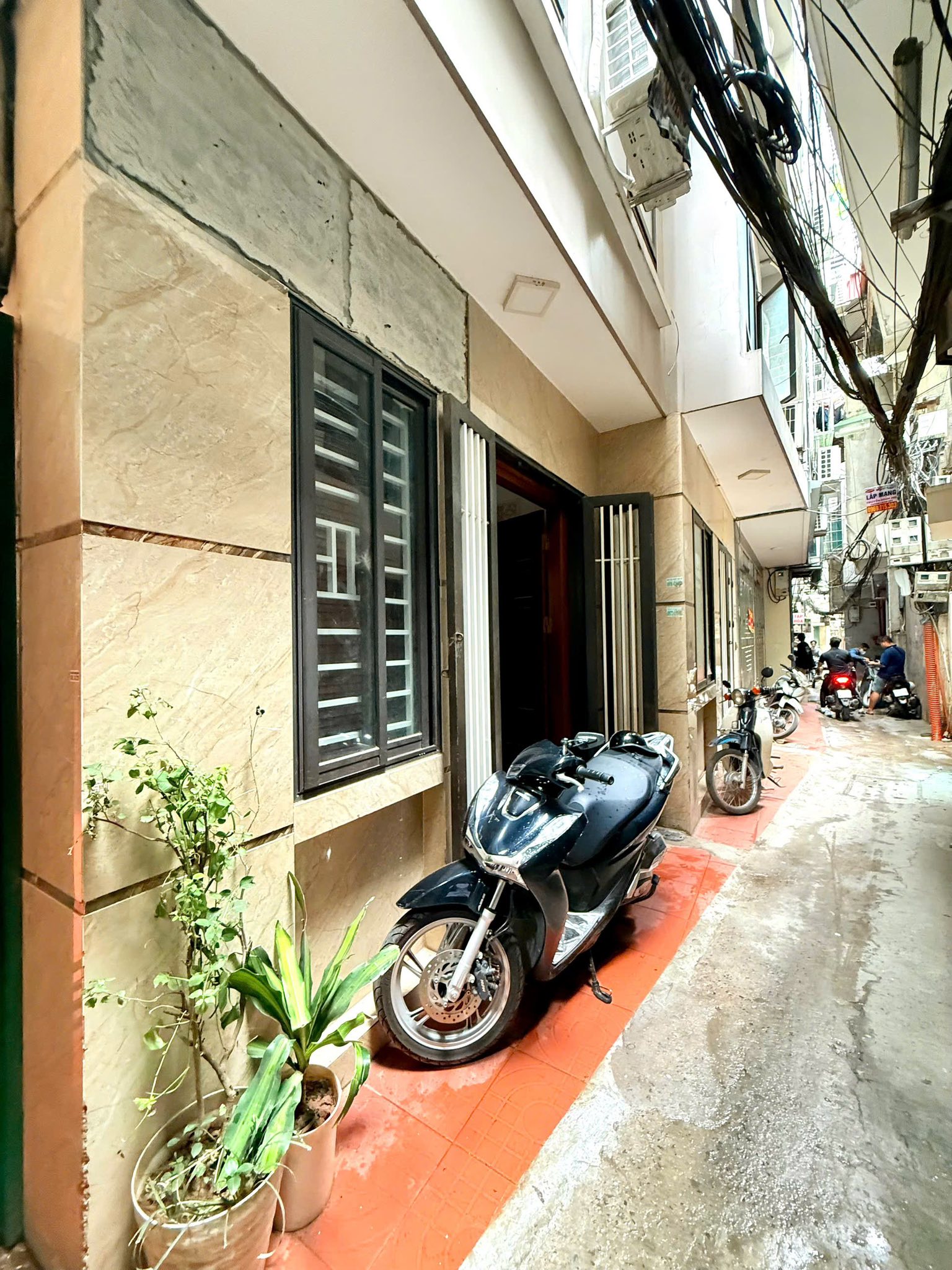 NHÀ ĐẸP, PHỐ PHÁO ĐÀI LÁNG, ĐỐNG ĐA: 32/35M X5T, MT 4,2M,GIÁ 8,6 TỶ.