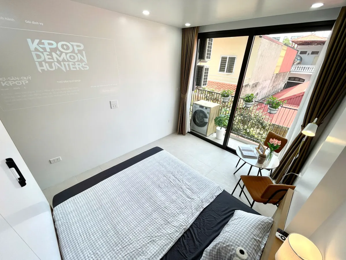 Bán Nhà Hoàng Quốc Việt. Cầu Giấy. 9 Tầng Thang Máy. Ô Tô. DT 90m2. MT 5m. Giá 40,3 Tỷ.