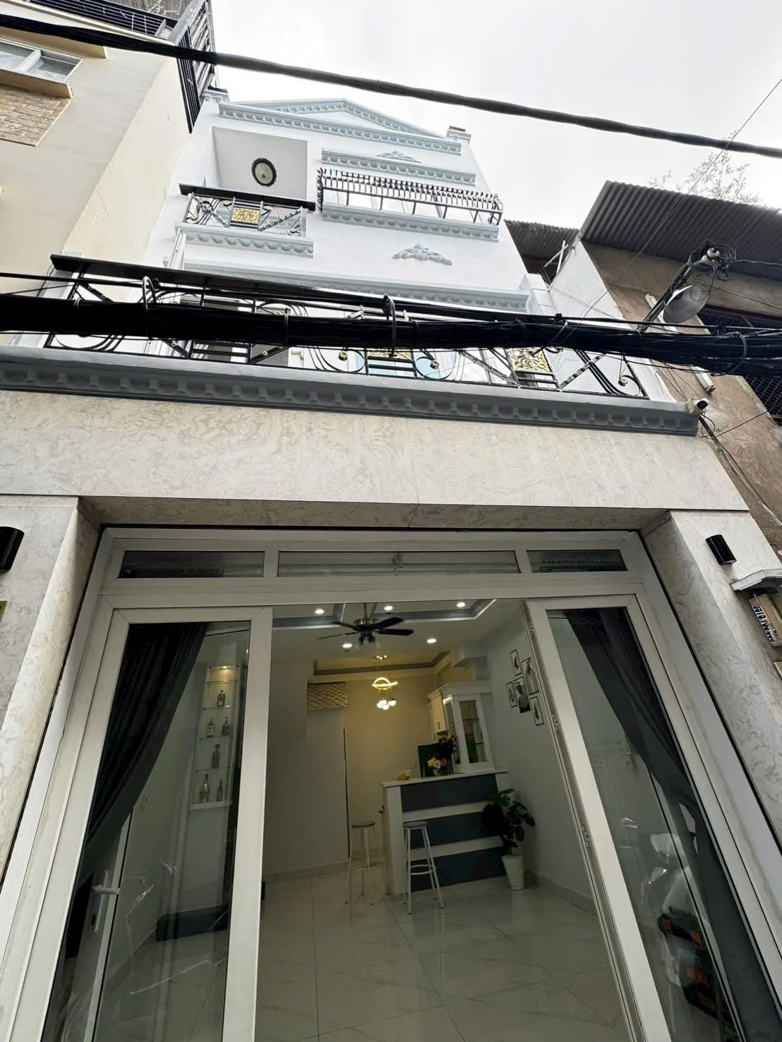 CHÍNH CHỦ BÁN NHÀ HẺM XE HƠI THÍCH QUẢNG ĐỨC PHƯỜNG 5 PHÚ NHUẬN - FULL NỘI THẤT Ở NGAY