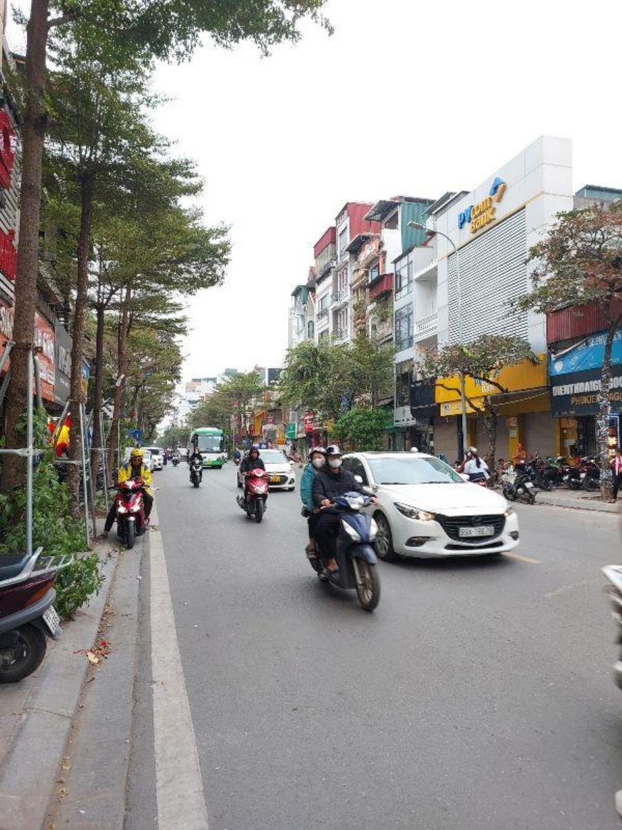 MẶT PHỐ KHÂM THIÊN - ĐỐNG ĐA SỔ VUÔNG NỞ HẬU - KINH DOANH ĐỈNH - VỈA HÈ RỘNG - NHÀ ĐẸP PHÂN KHÚC MẶT PHỐ HIẾM